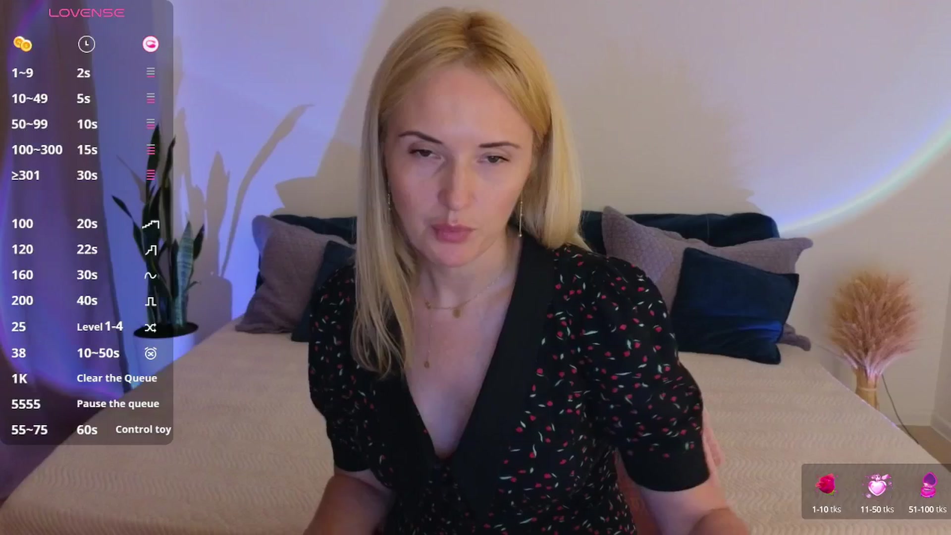 Gallery image thumbnail from AlisssaRose's myfreecams stream on, 07/18/2025, 21:18 image 18 of 20