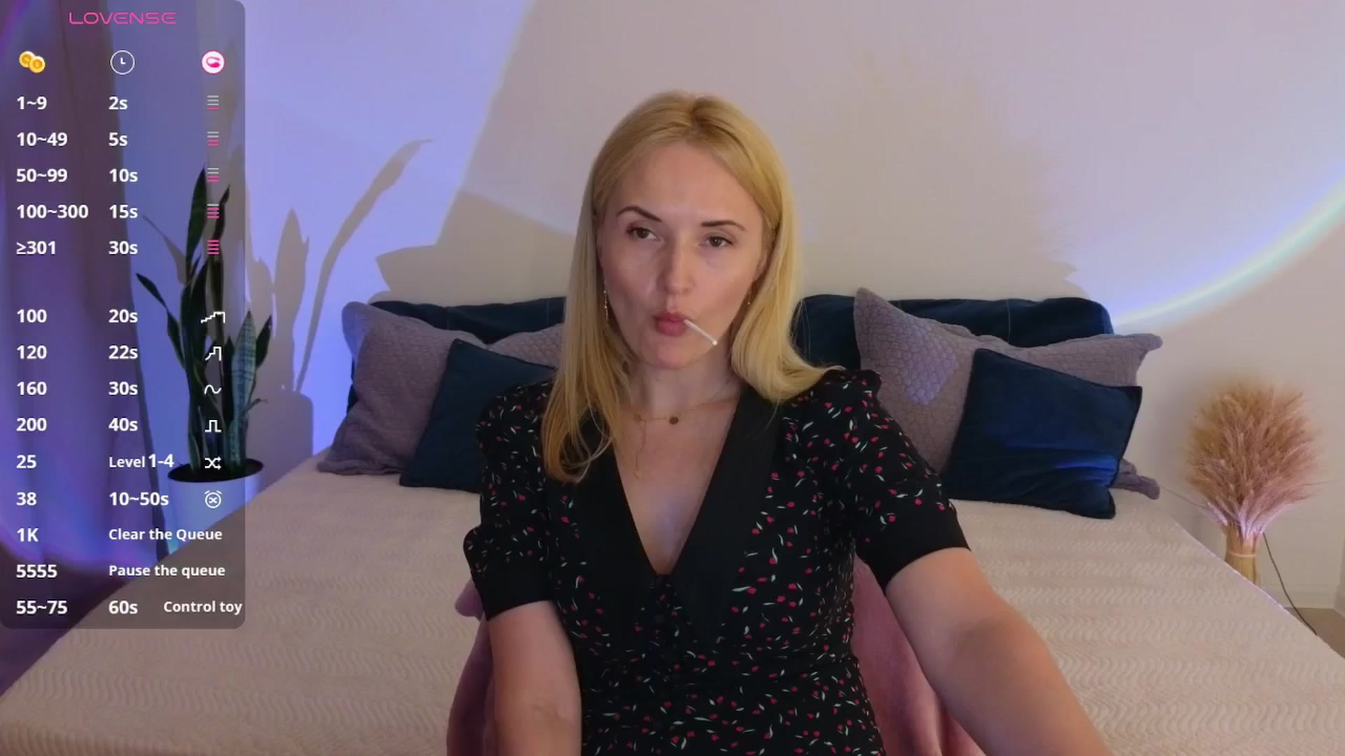 Gallery image thumbnail from AlisssaRose's myfreecams stream on, 07/18/2025, 21:18 image 1 of 20