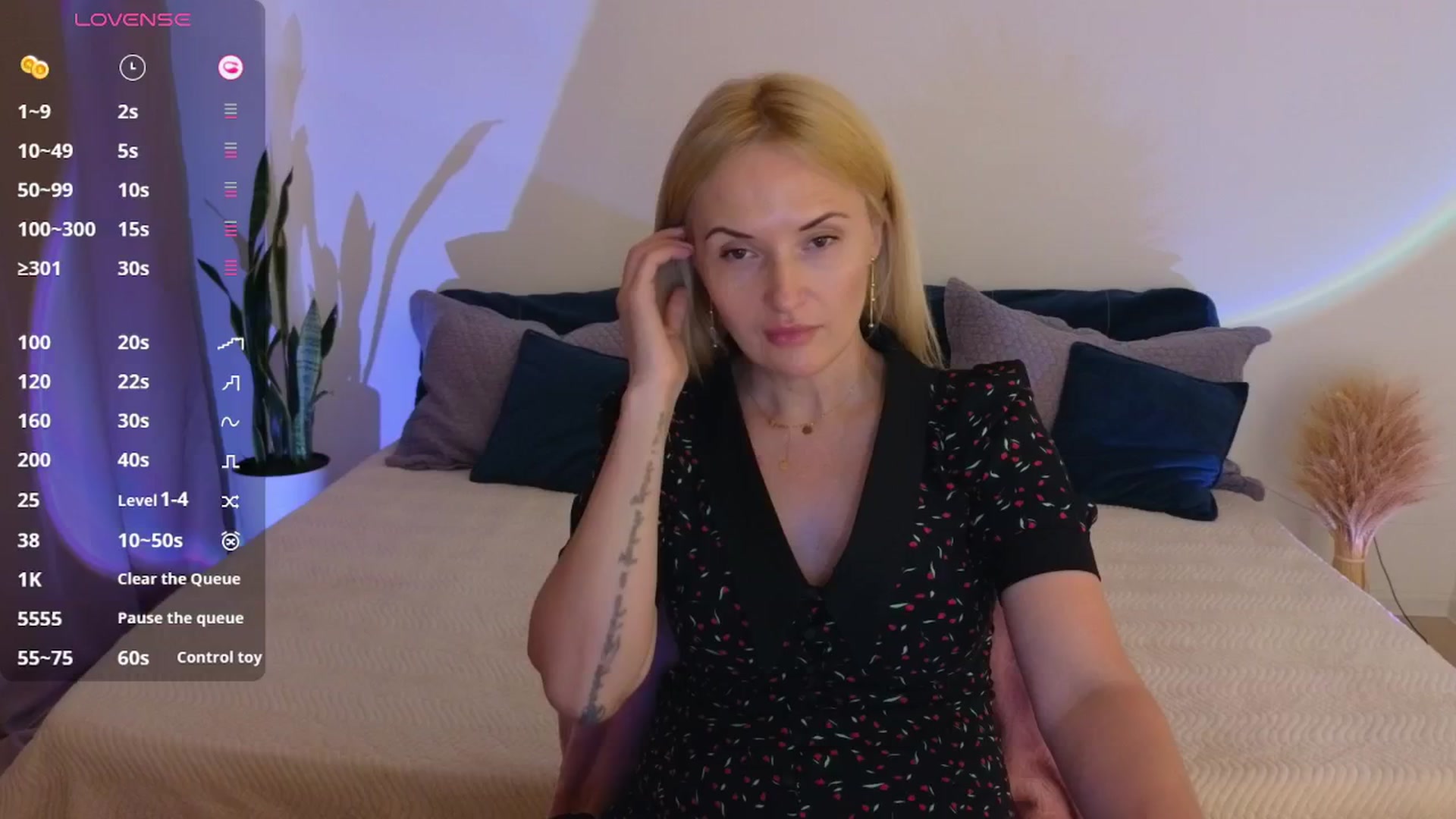 Gallery image thumbnail from AlisssaRose's myfreecams stream on, 07/19/2025, 24:26 image 1 of 20