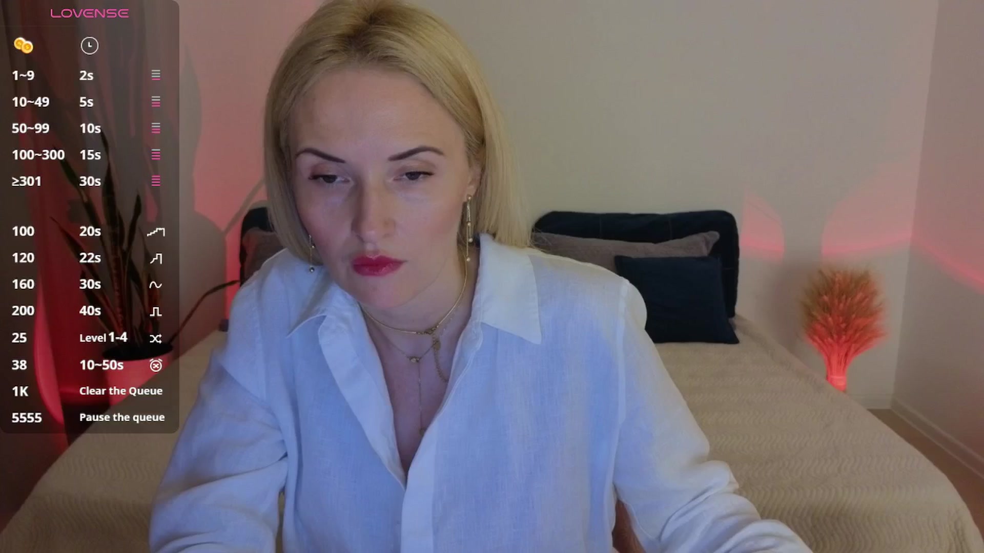 Gallery image thumbnail from AlisssaRose's myfreecams stream on, 07/22/2025, 21:33 image 1 of 20