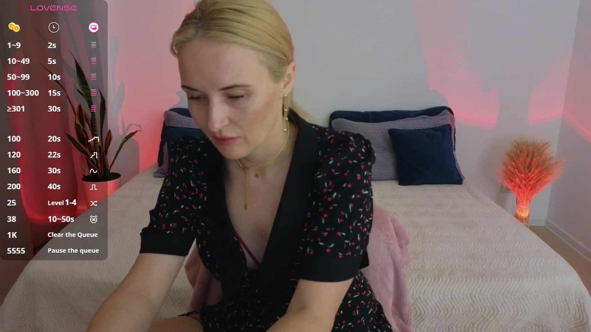 Gallery image thumbnail from AlisssaRose's myfreecams stream on, 07/24/2025, 01:47 image 7 of 20