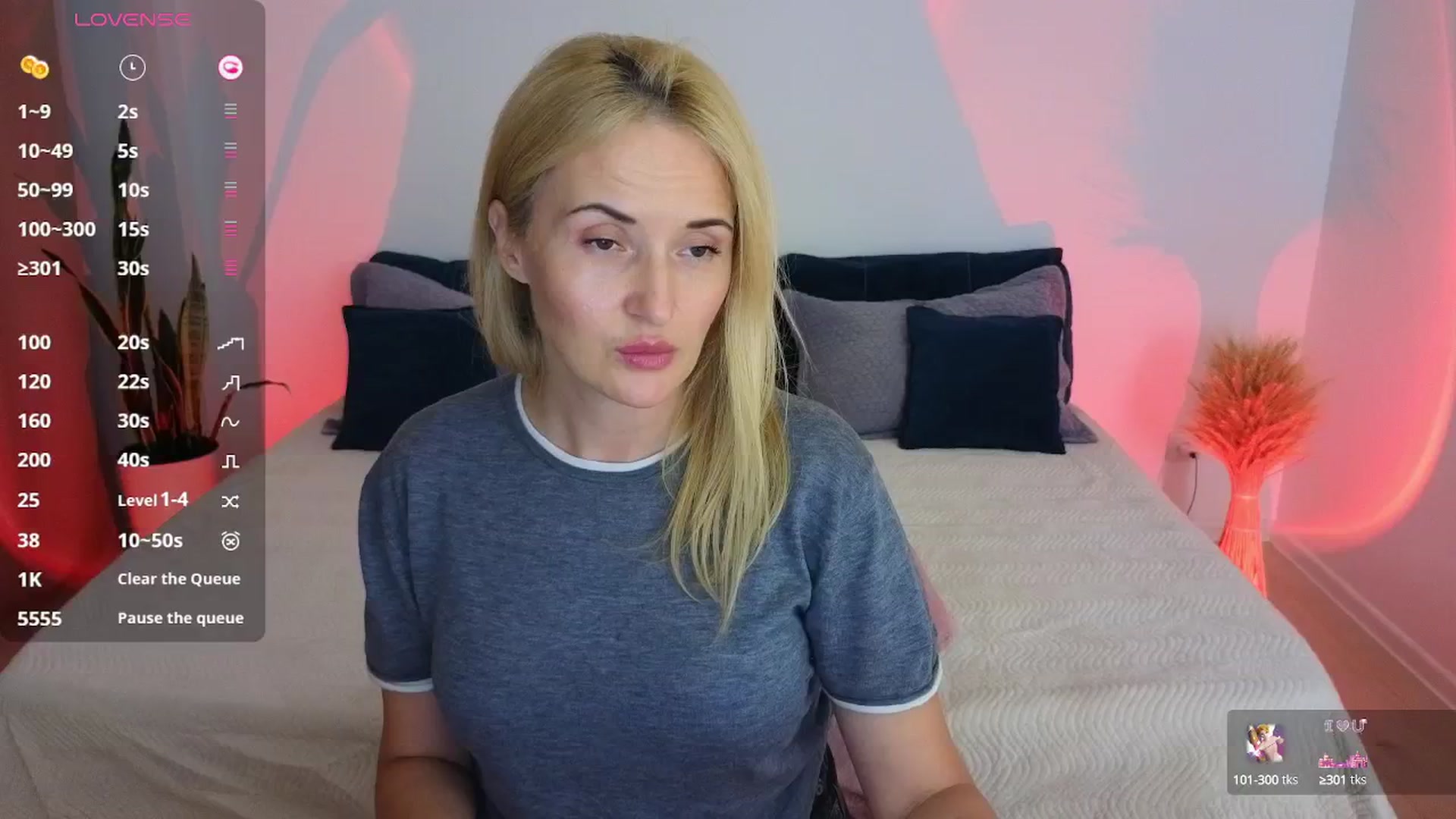 Gallery image thumbnail from AlisssaRose's myfreecams stream on, 08/05/2025, 21:45 image 4 of 20