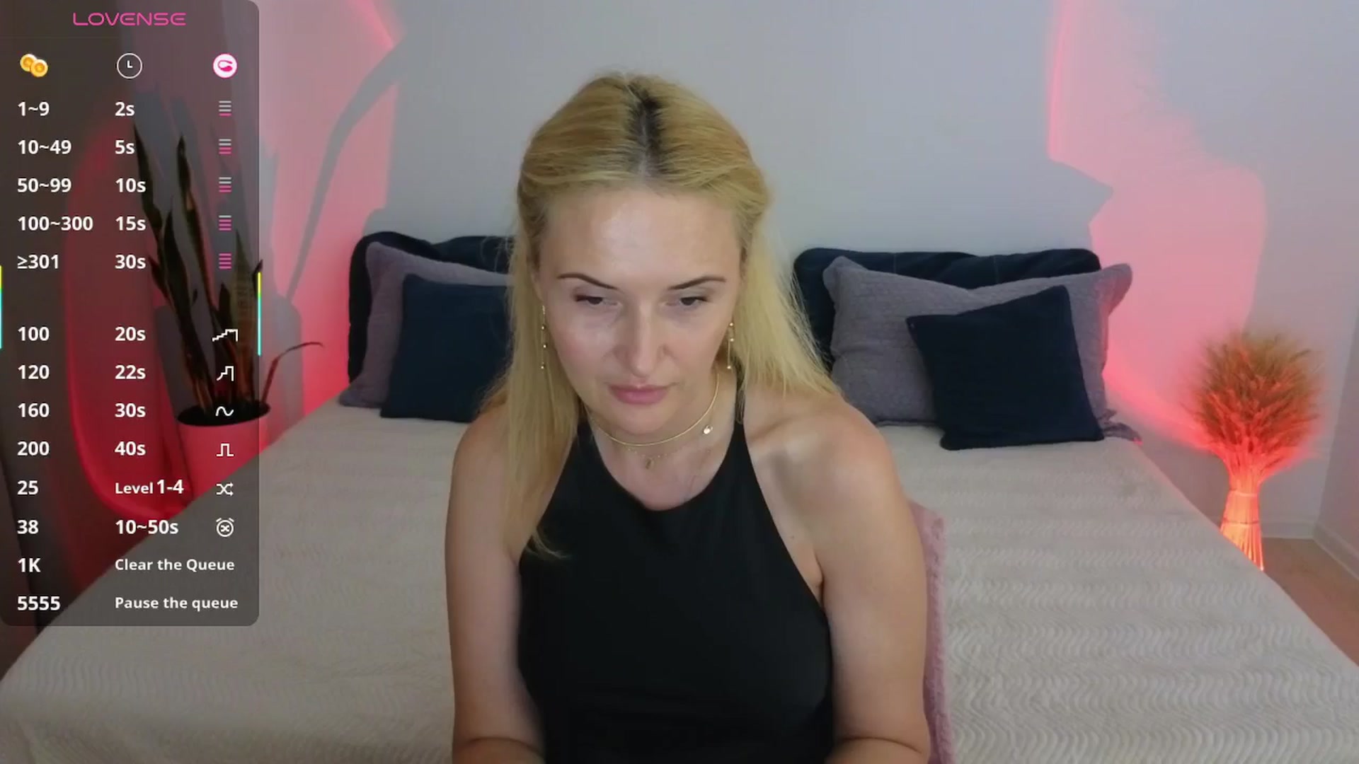 Gallery image thumbnail from AlisssaRose's myfreecams stream on, 08/08/2025, 24:03 image 8 of 20