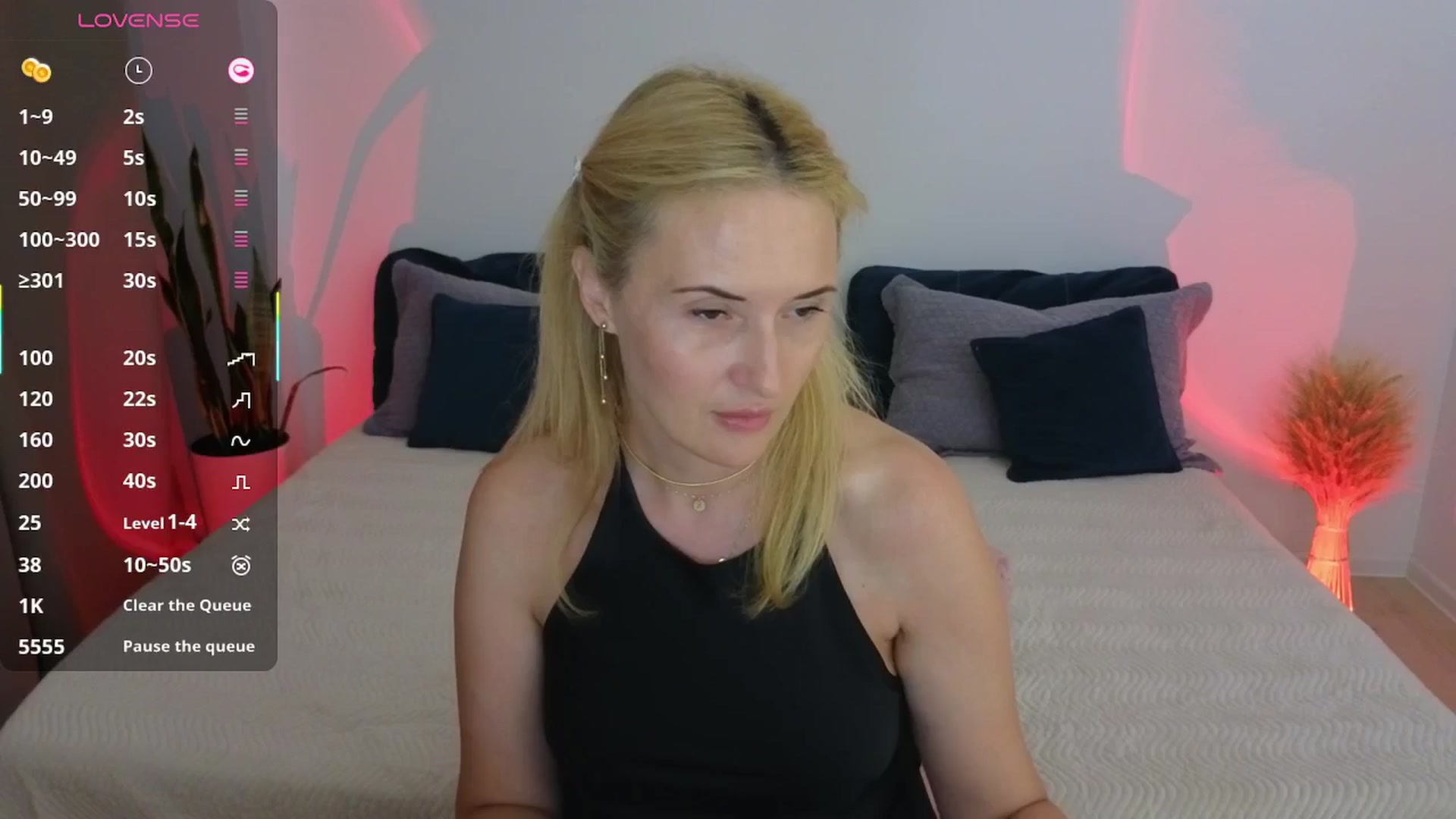 Gallery image thumbnail from AlisssaRose's myfreecams stream on, 08/08/2025, 24:03 image 1 of 20
