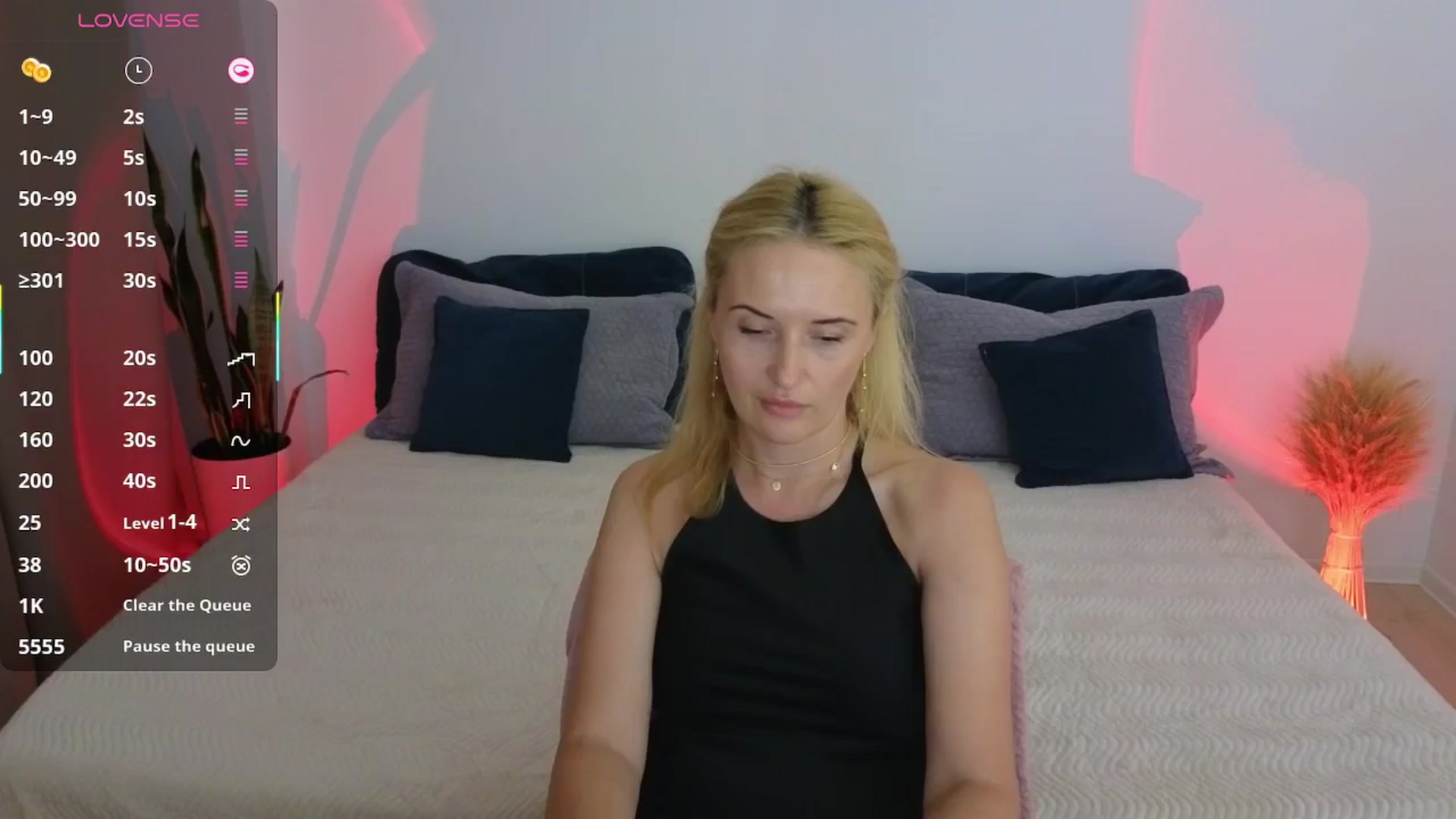 Gallery image thumbnail from AlisssaRose's myfreecams stream on, 08/08/2025, 24:03 image 19 of 20