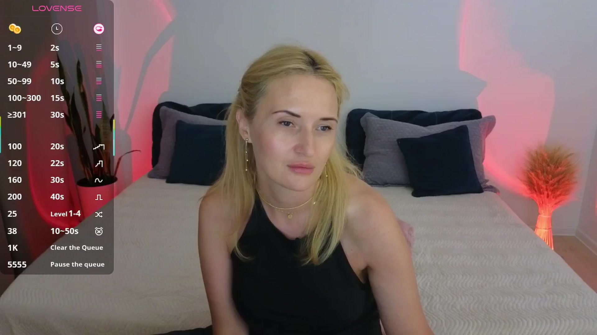 Gallery image thumbnail from AlisssaRose's myfreecams stream on, 08/08/2025, 24:03 image 5 of 20