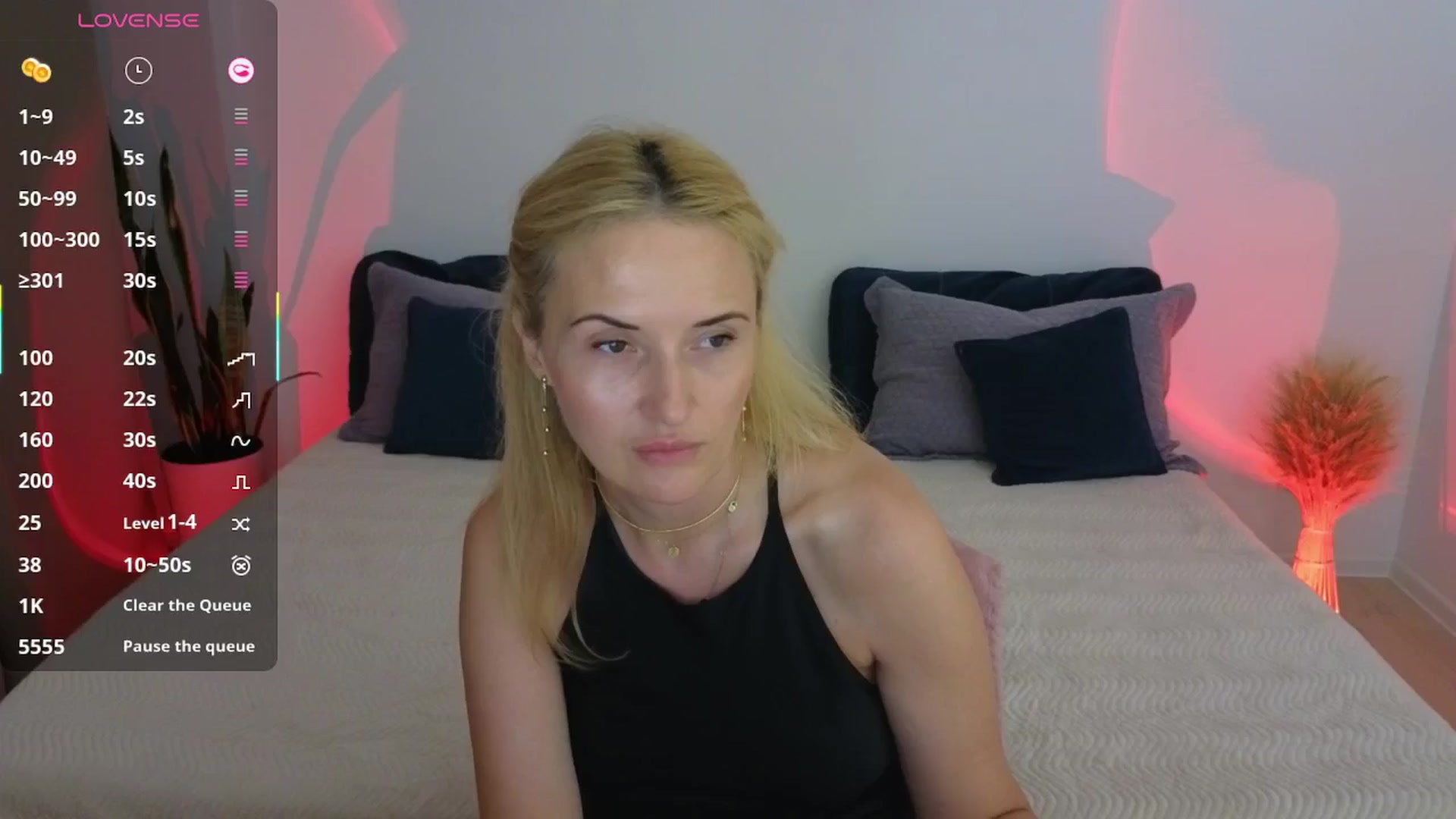 Gallery image thumbnail from AlisssaRose's myfreecams stream on, 08/08/2025, 24:03 image 12 of 20