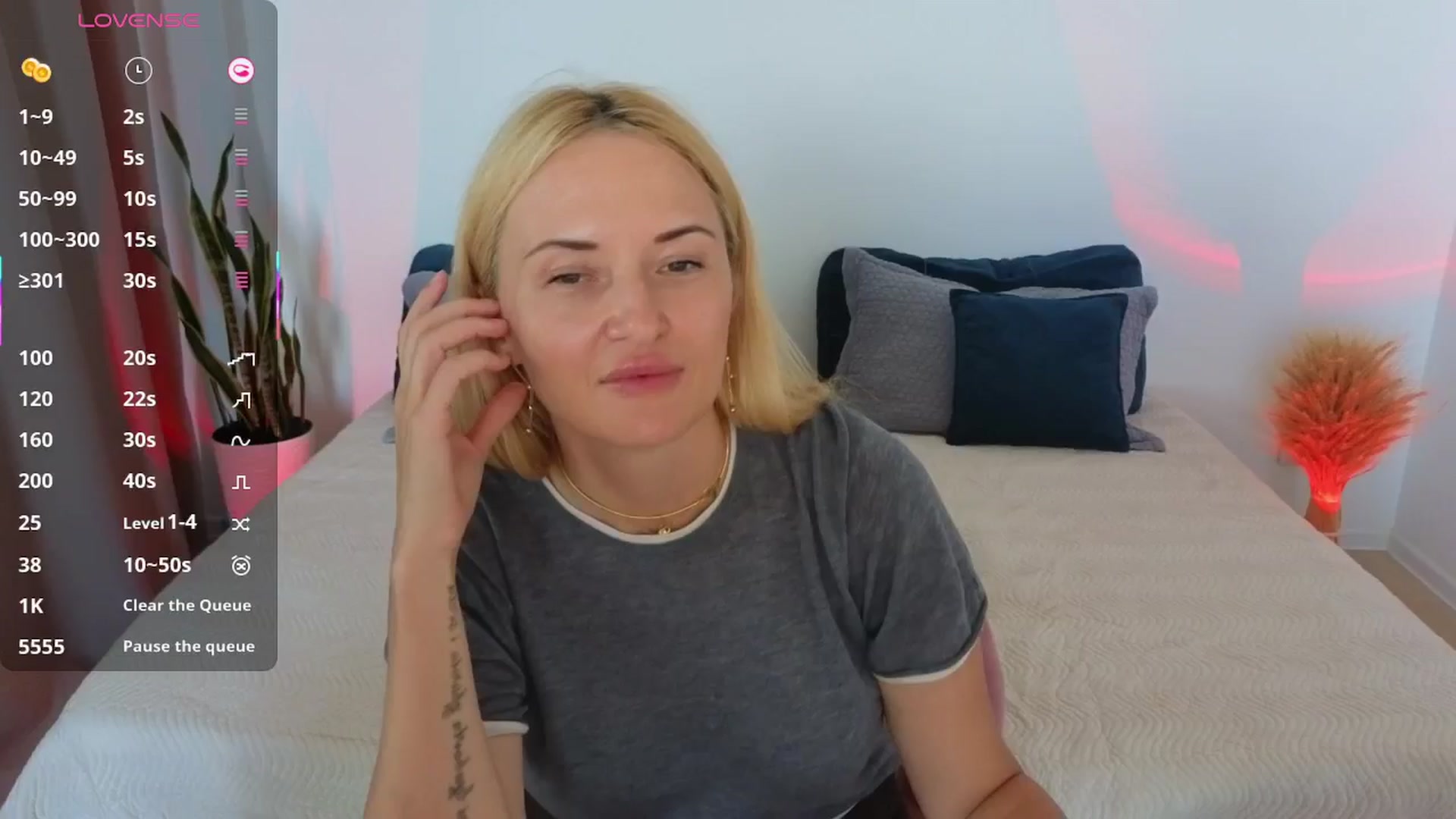 Gallery image thumbnail from AlisssaRose's myfreecams stream on, 08/08/2025, 15:33 image 18 of 20