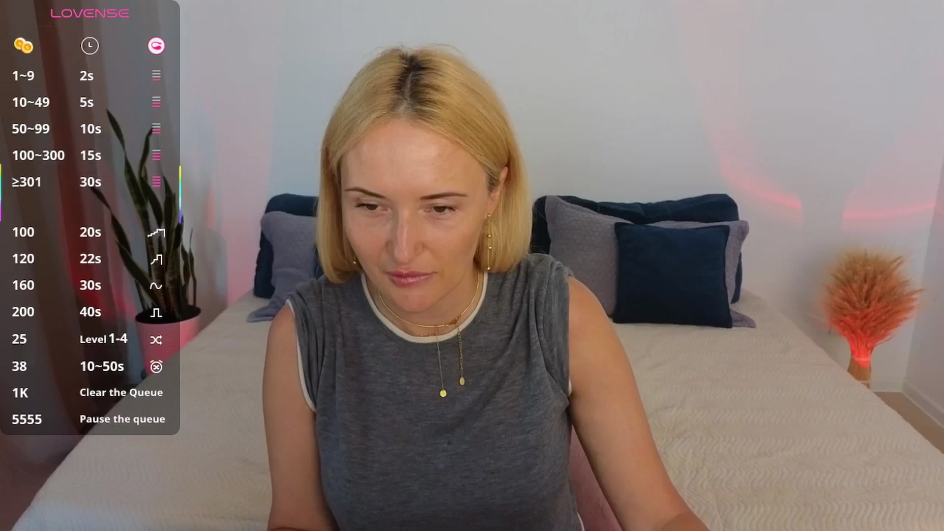 Gallery image thumbnail from AlisssaRose's myfreecams stream on, 08/08/2025, 16:33 image 12 of 20