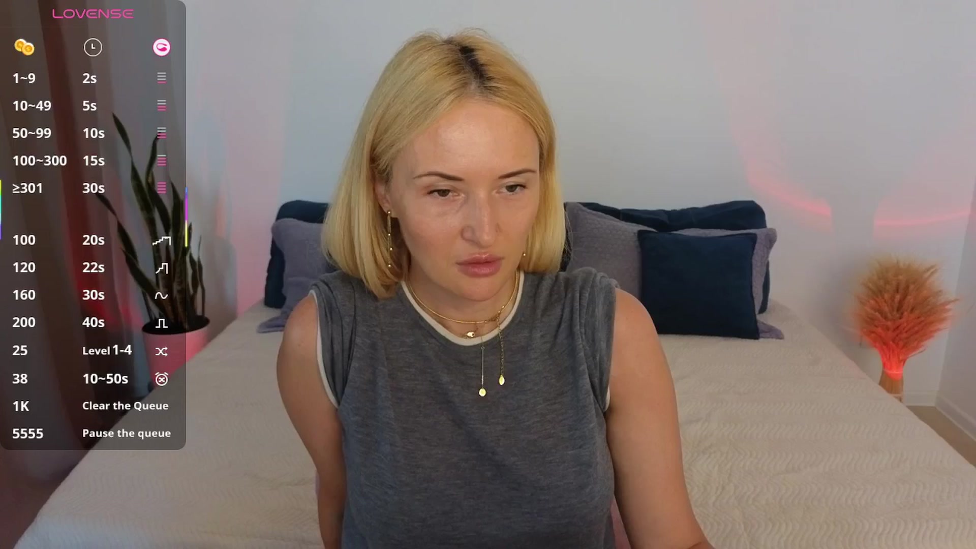 Gallery image thumbnail from AlisssaRose's myfreecams stream on, 08/08/2025, 16:33 image 13 of 20