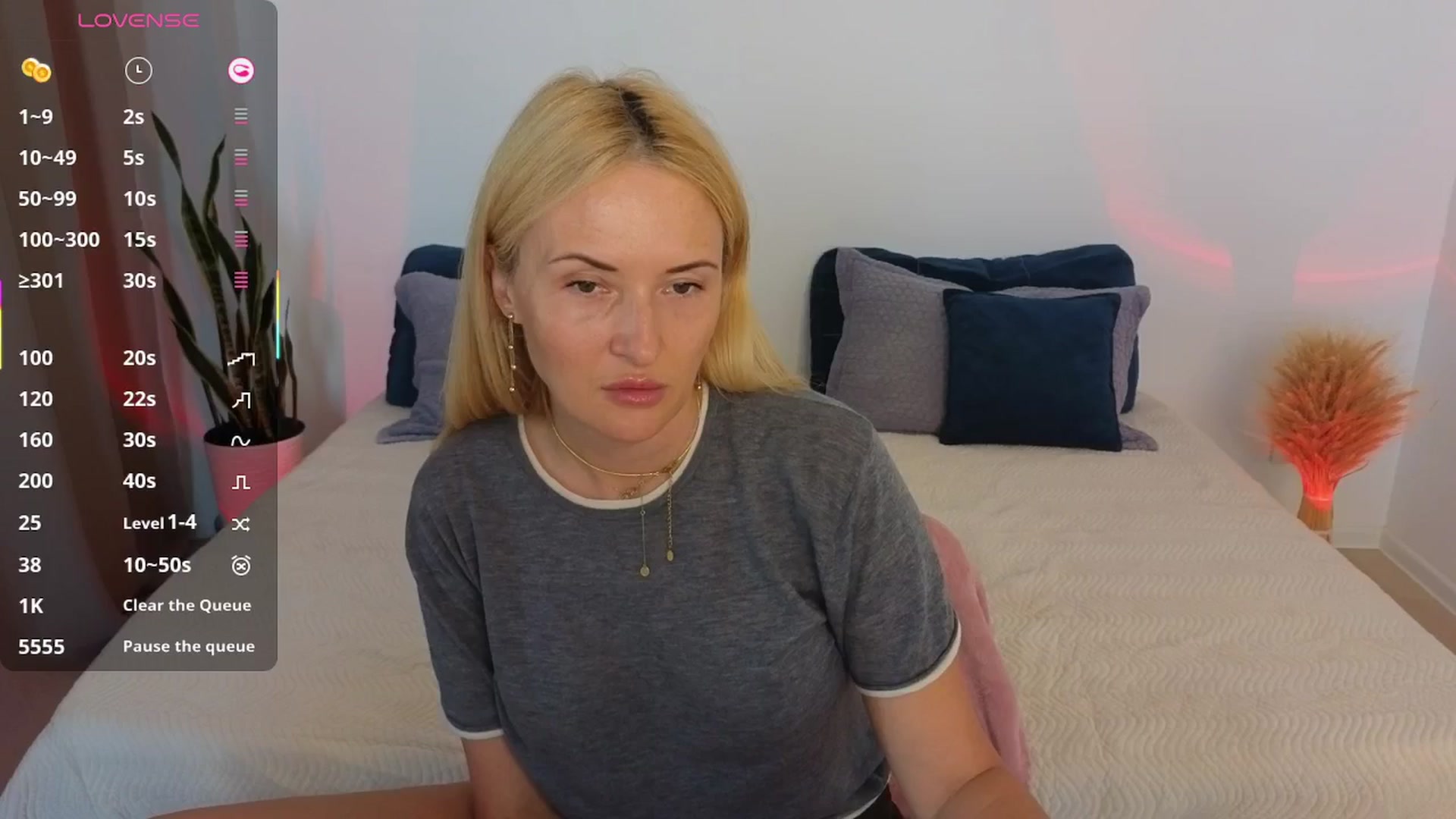 Gallery image thumbnail from AlisssaRose's myfreecams stream on, 08/08/2025, 16:33 image 10 of 20
