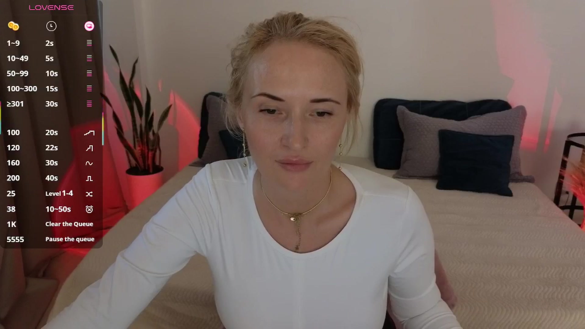 Gallery image thumbnail from AlisssaRose's myfreecams stream on, 08/16/2025, 17:21 image 2 of 20