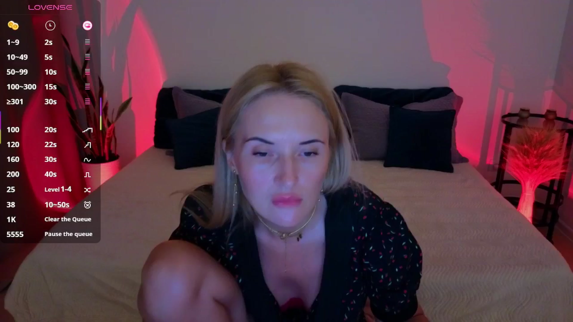 Gallery image thumbnail from AlisssaRose's myfreecams stream on, 08/20/2025, 01:36 image 14 of 20