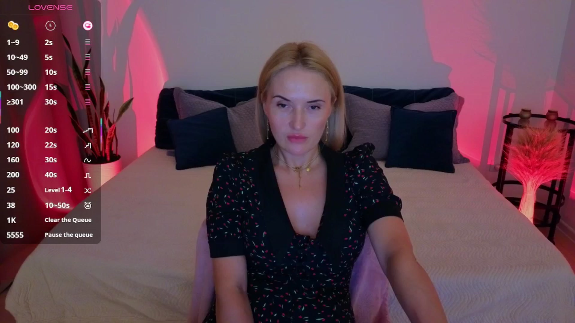 Gallery image thumbnail from AlisssaRose's myfreecams stream on, 08/20/2025, 01:36 image 19 of 20