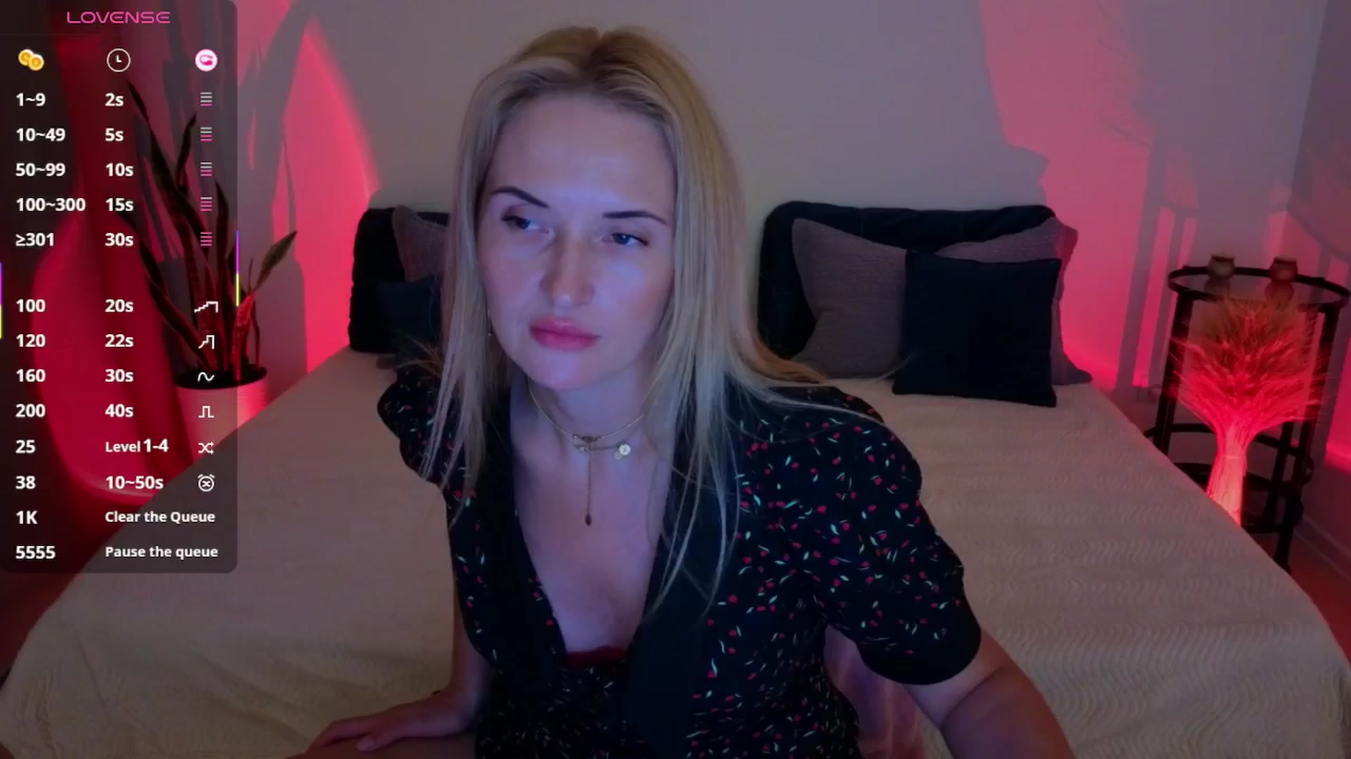 Gallery image thumbnail from AlisssaRose's myfreecams stream on, 08/20/2025, 01:36 image 6 of 20