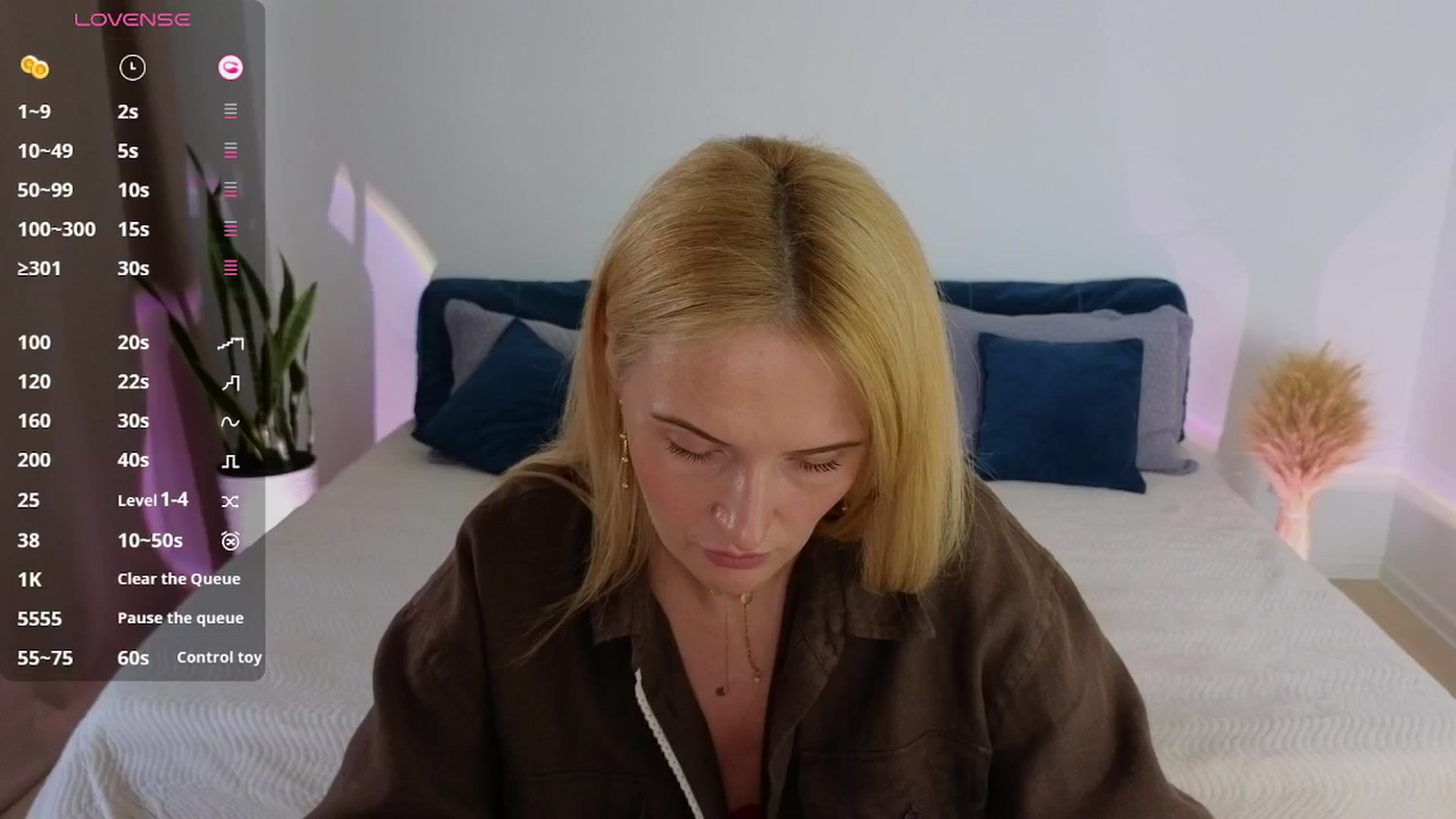 Gallery image thumbnail from AlisssaRose's myfreecams stream on, 08/23/2025, 16:47 image 13 of 20