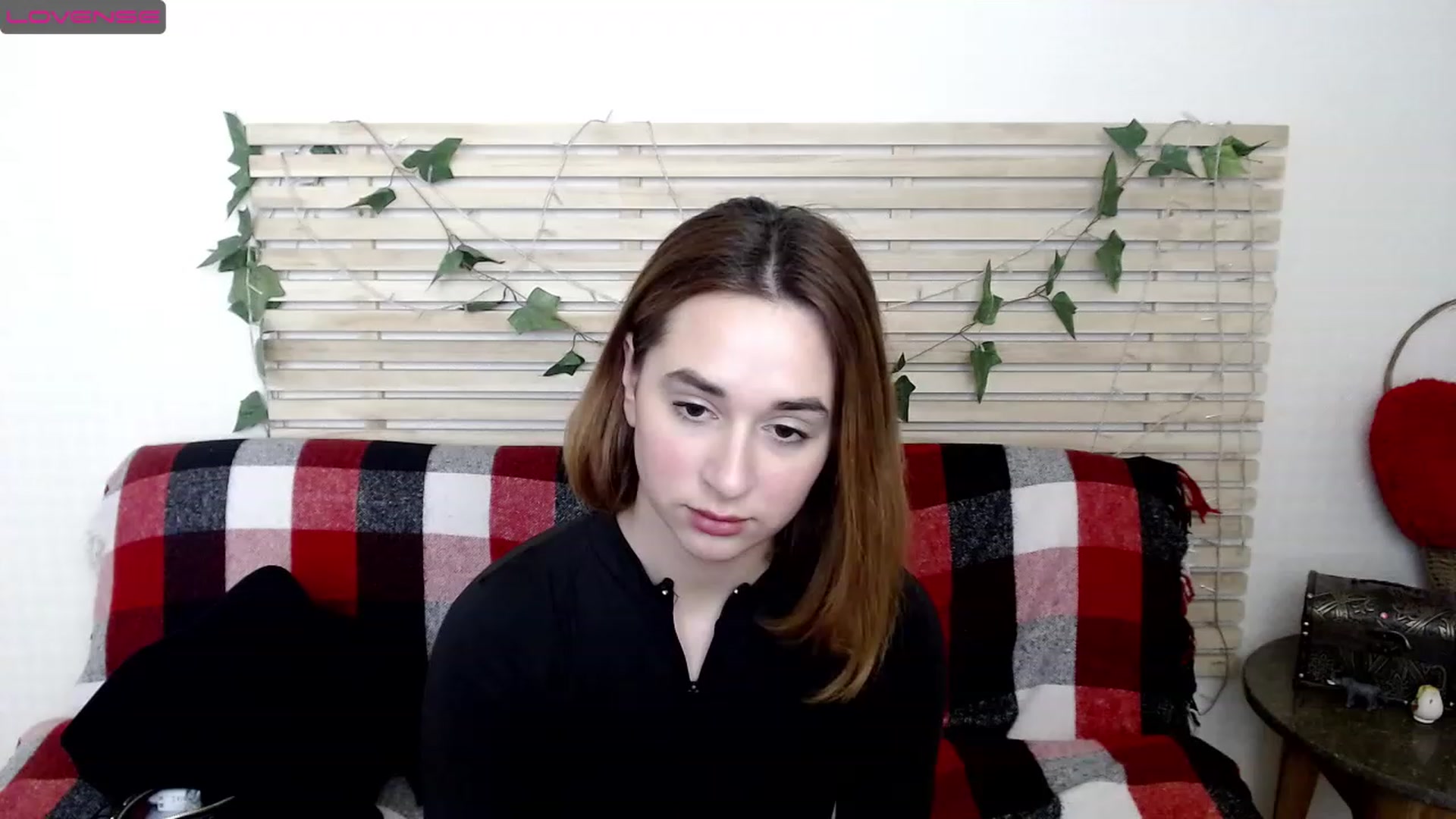 Gallery image thumbnail from Alisssa_Si's myfreecams stream on, 03/06/2023, 14:17 image 8 of 20