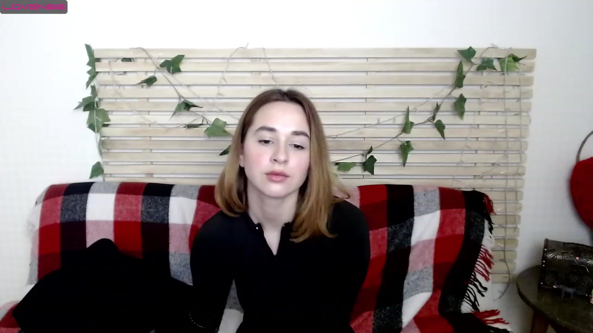 Gallery image thumbnail from Alisssa_Si's myfreecams stream on, 03/06/2023, 14:17 image 20 of 20