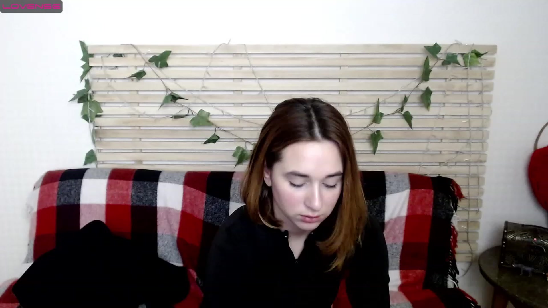 Gallery image thumbnail from Alisssa_Si's myfreecams stream on, 03/06/2023, 14:17 image 18 of 20