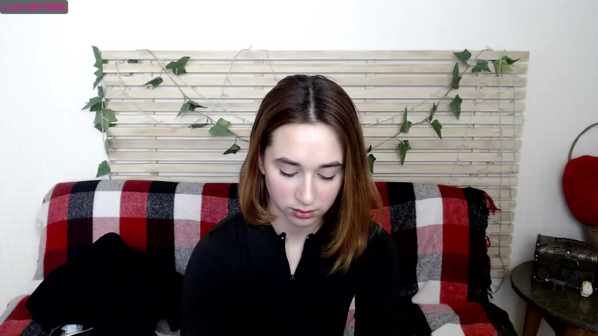Gallery image thumbnail from Alisssa_Si's myfreecams stream on, 03/06/2023, 14:17 image 12 of 20