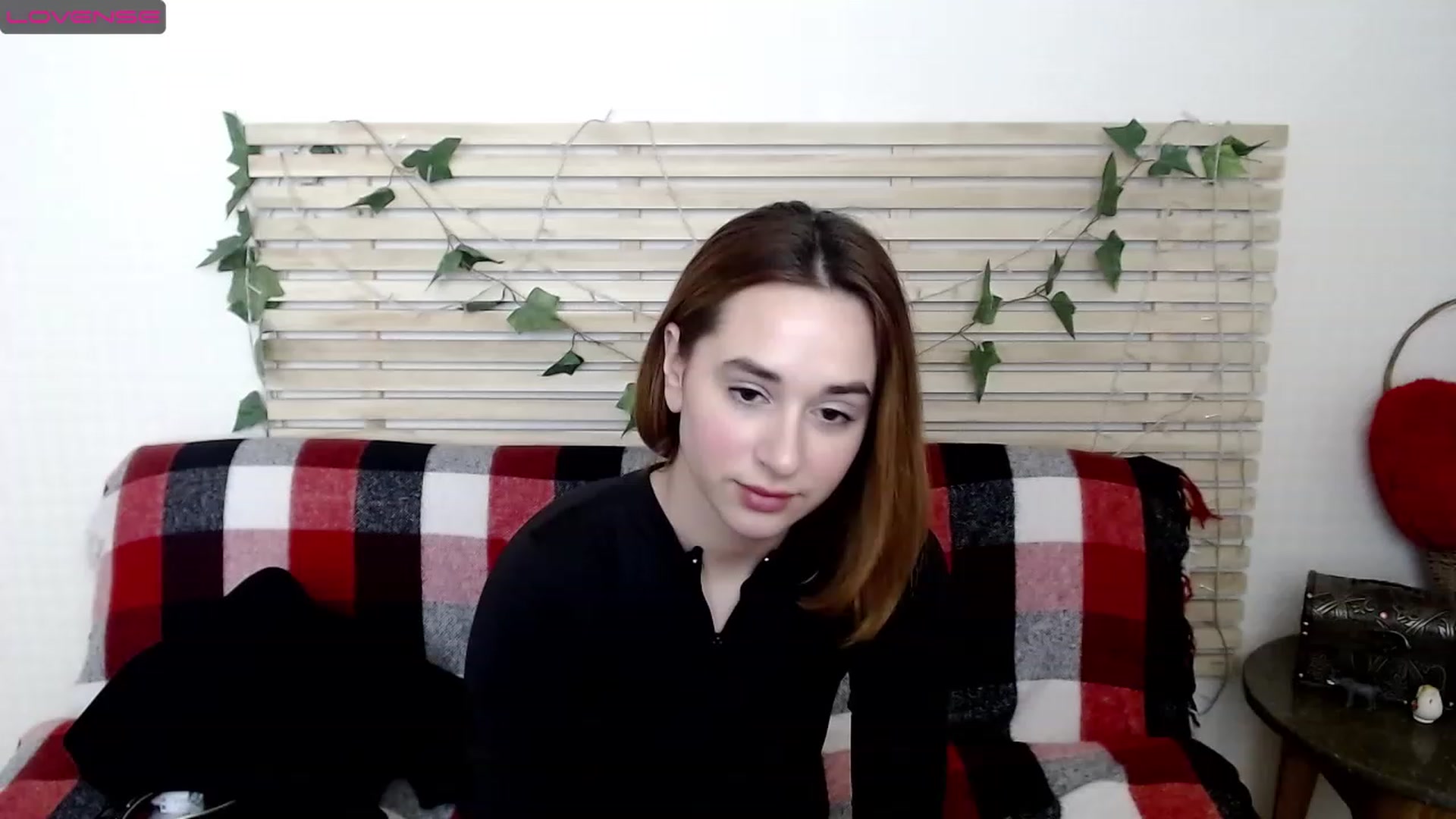 Gallery image thumbnail from Alisssa_Si's myfreecams stream on, 03/06/2023, 14:17 image 3 of 20