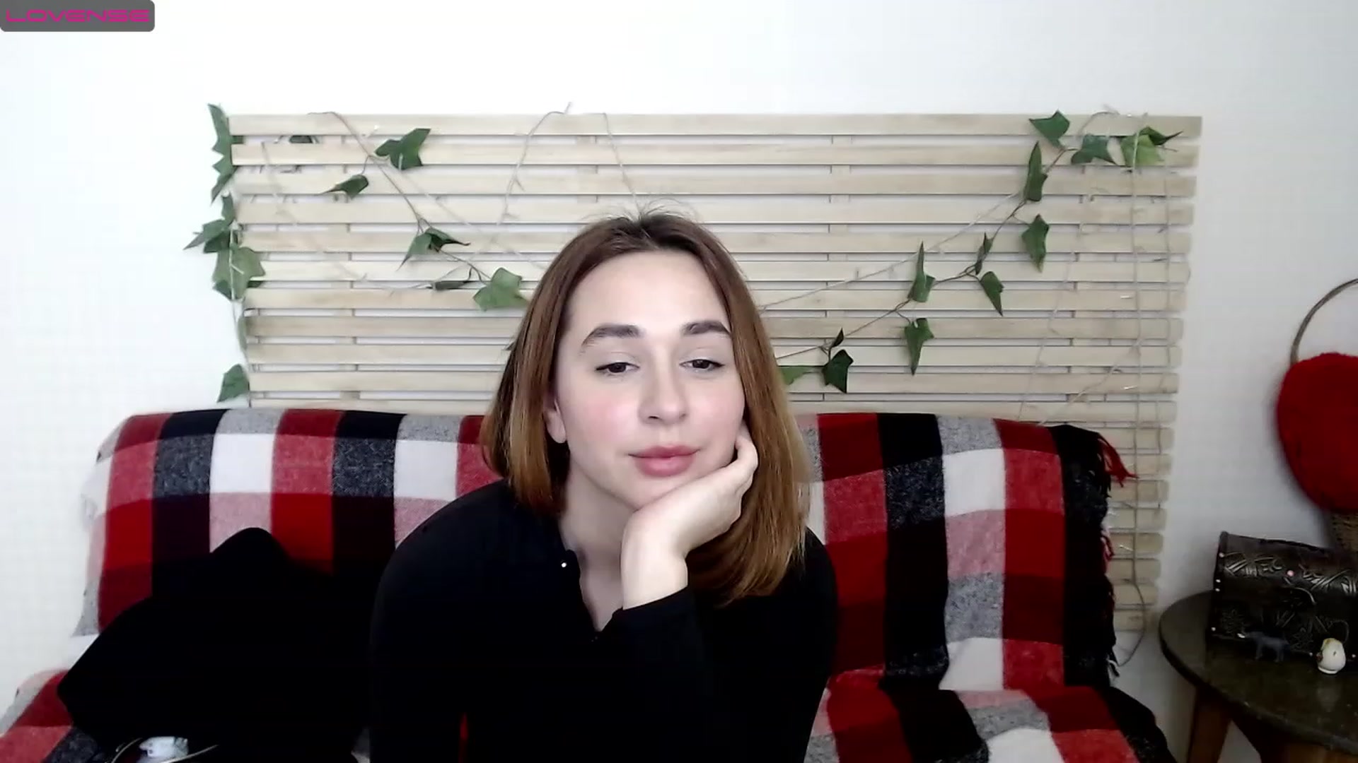 Gallery image thumbnail from Alisssa_Si's myfreecams stream on, 03/06/2023, 14:17 image 6 of 20