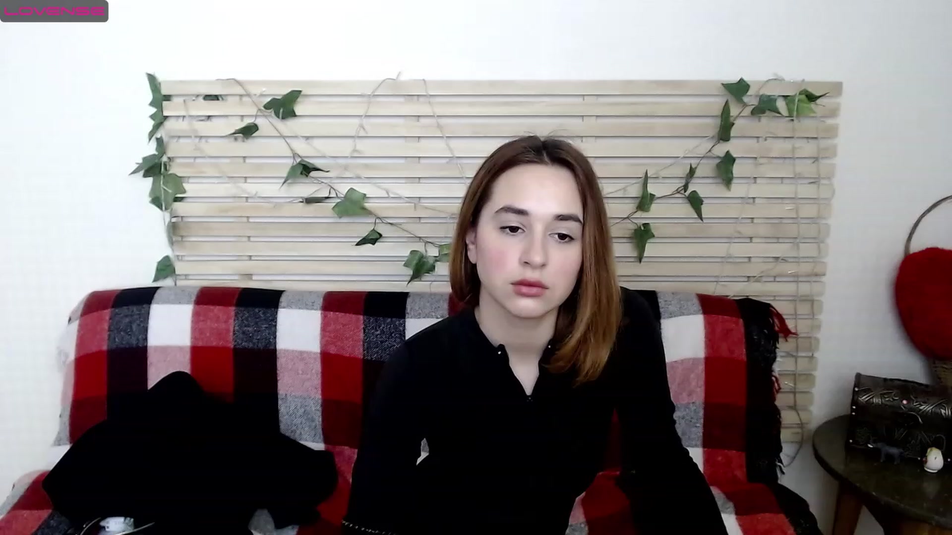 Gallery image thumbnail from Alisssa_Si's myfreecams stream on, 03/06/2023, 14:17 image 4 of 20