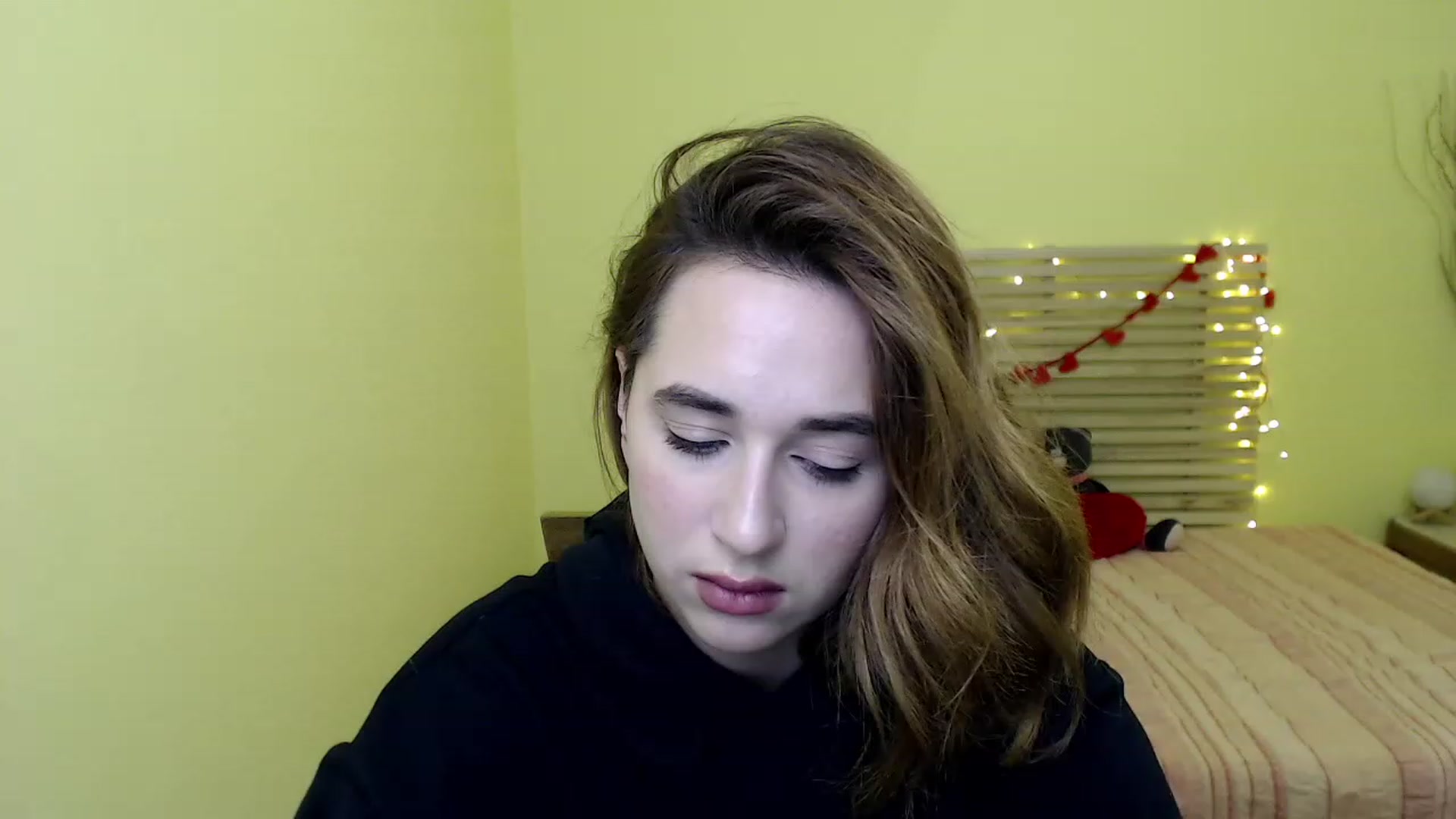 Gallery image thumbnail from Alisssa_Si's myfreecams stream on, 03/08/2023, 13:54 image 10 of 20