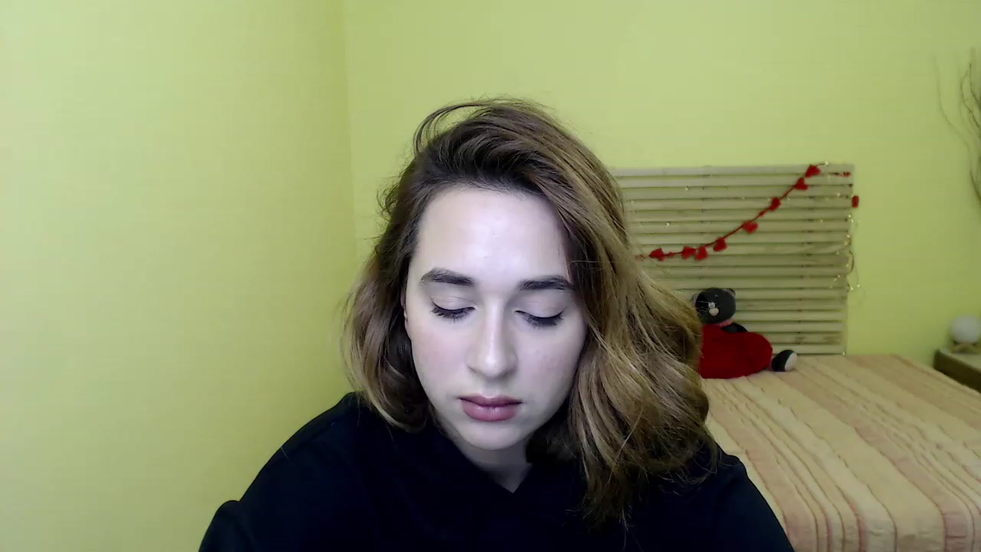 Gallery image thumbnail from Alisssa_Si's myfreecams stream on, 03/08/2023, 13:54 image 3 of 20