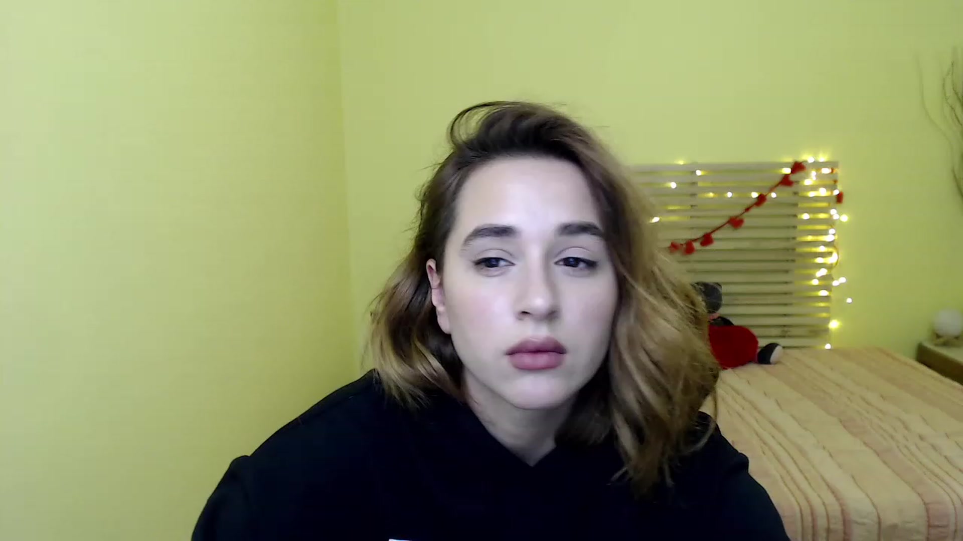 Gallery image thumbnail from Alisssa_Si's myfreecams stream on, 03/08/2023, 13:54 image 6 of 20