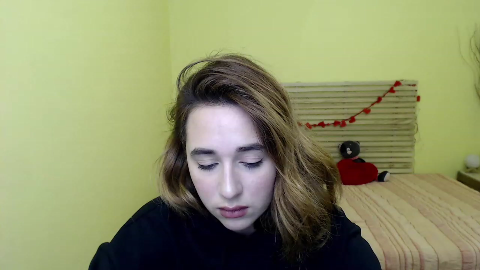 Gallery image thumbnail from Alisssa_Si's myfreecams stream on, 03/08/2023, 13:54 image 7 of 20