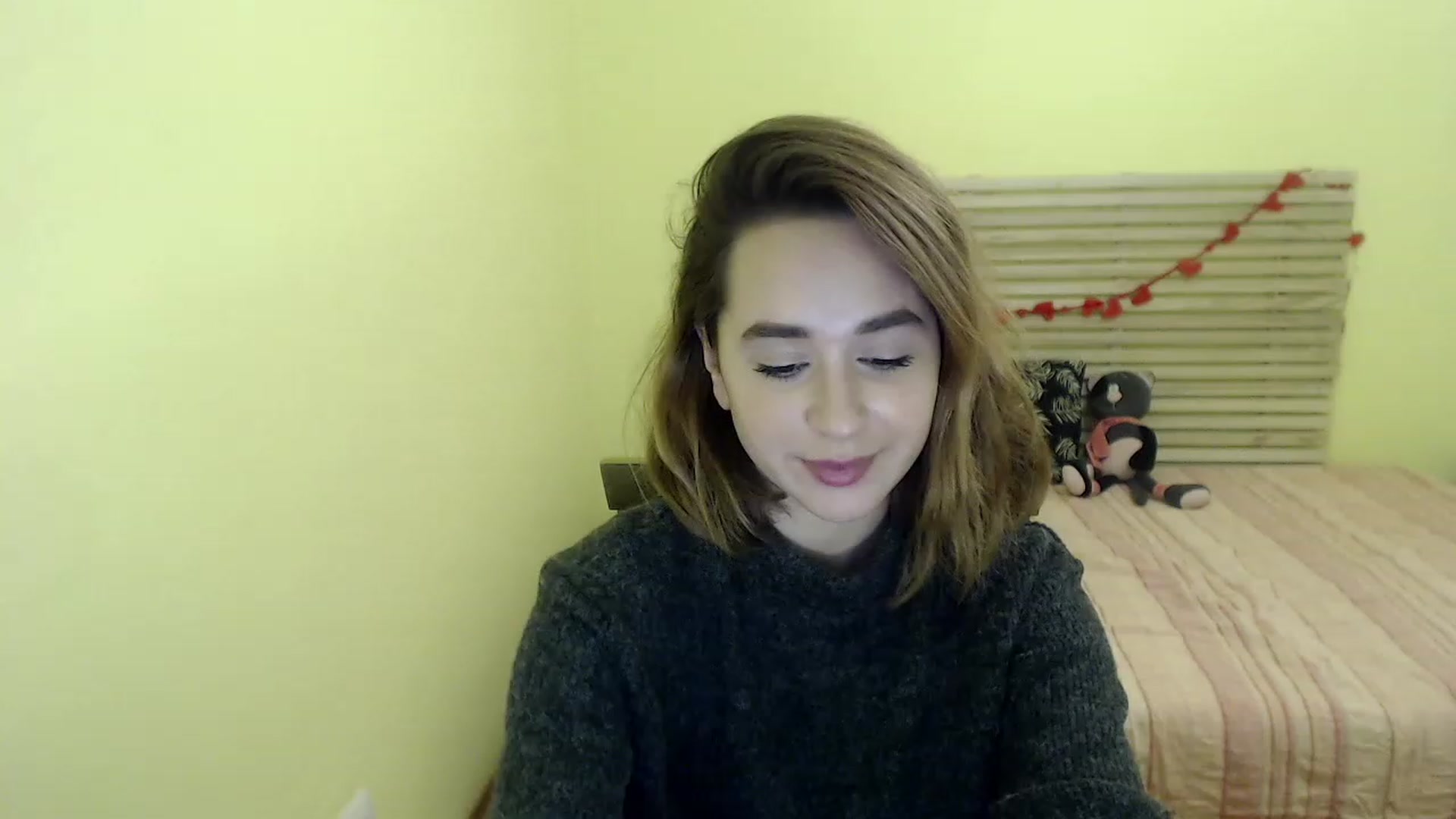 Gallery image thumbnail from Alisssa_Si's myfreecams stream on, 03/09/2023, 09:34 image 13 of 20