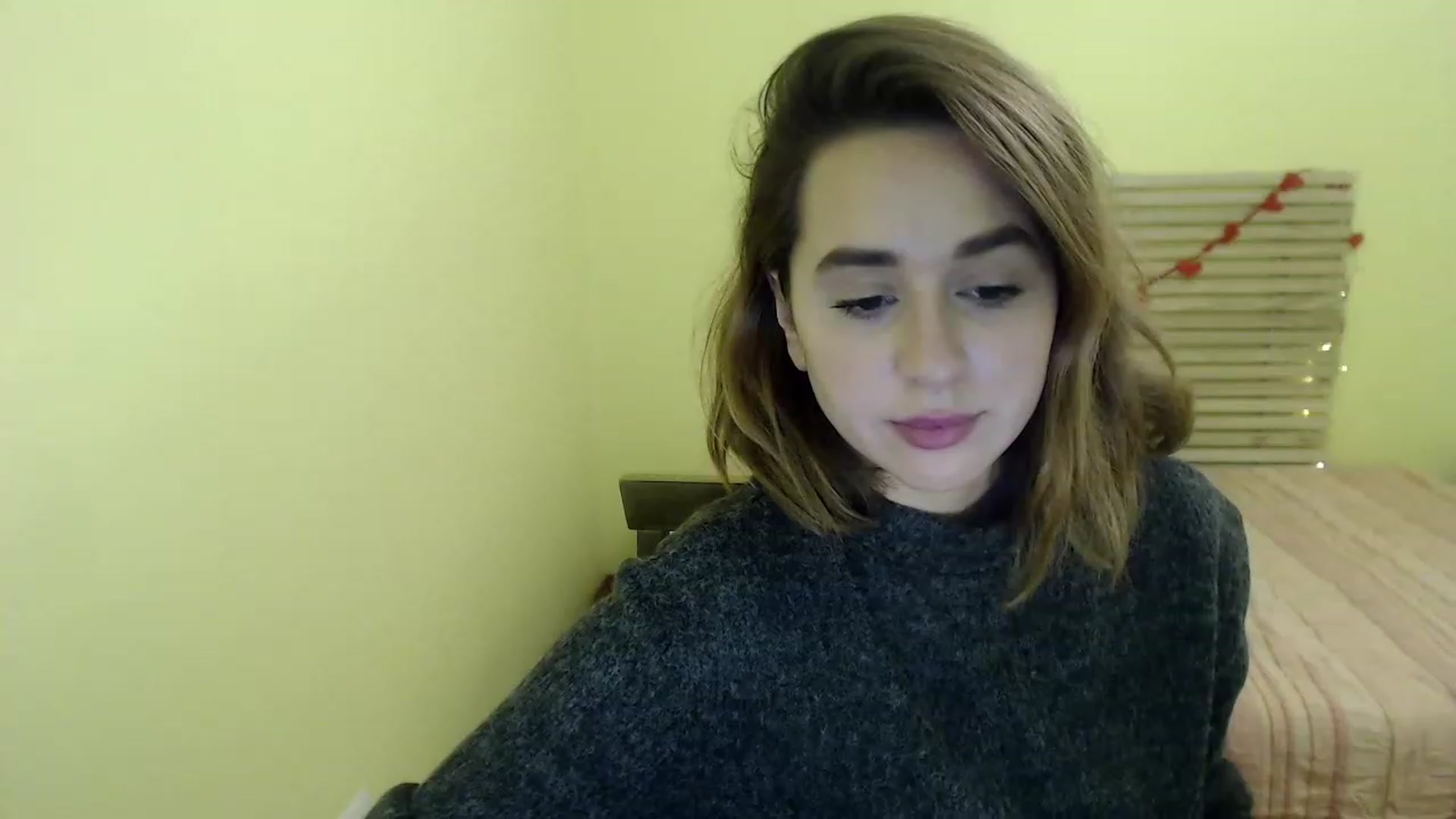 Gallery image thumbnail from Alisssa_Si's myfreecams stream on, 03/09/2023, 09:34 image 16 of 20
