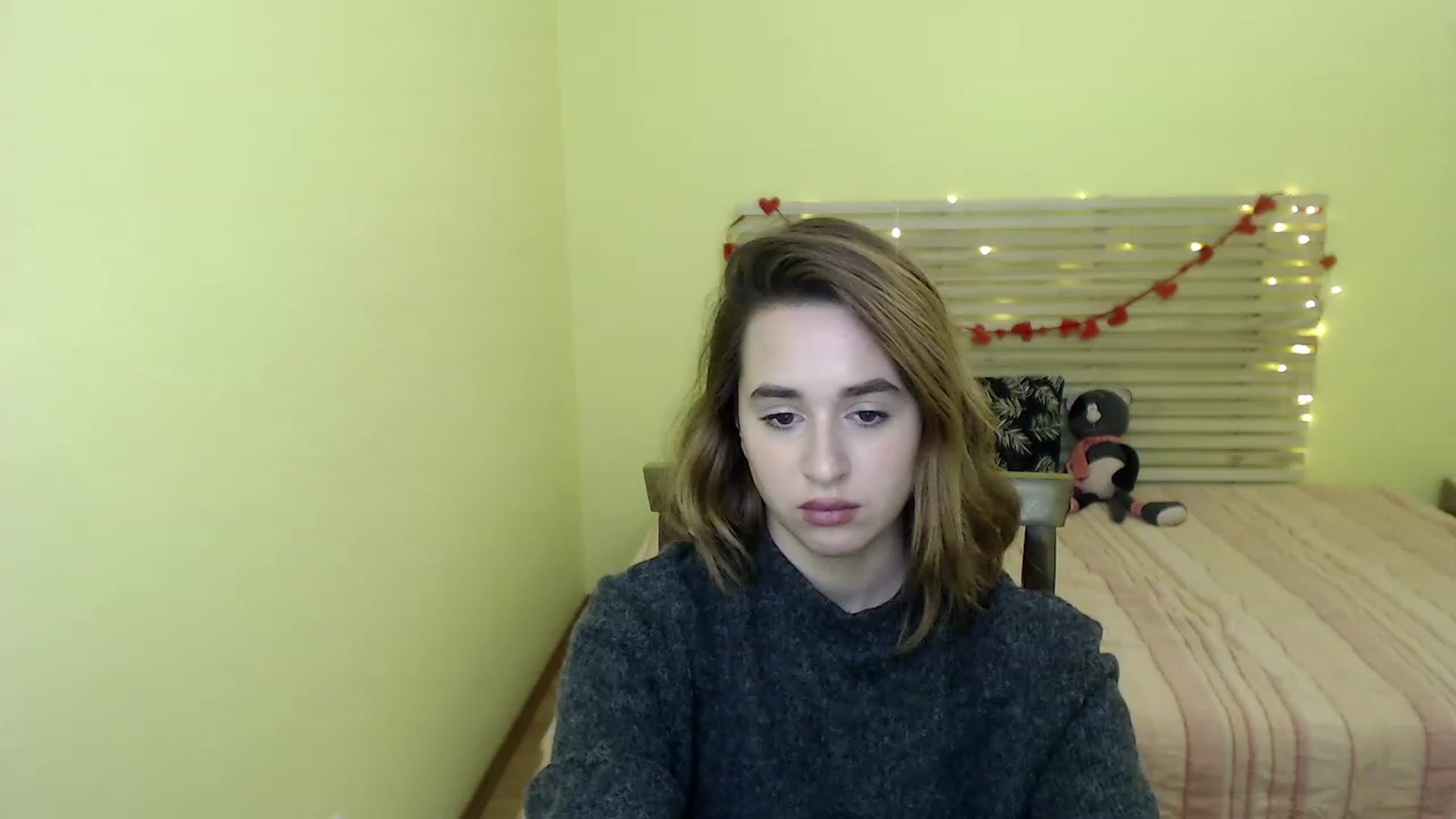 Gallery image thumbnail from Alisssa_Si's myfreecams stream on, 03/09/2023, 12:38 image 15 of 20