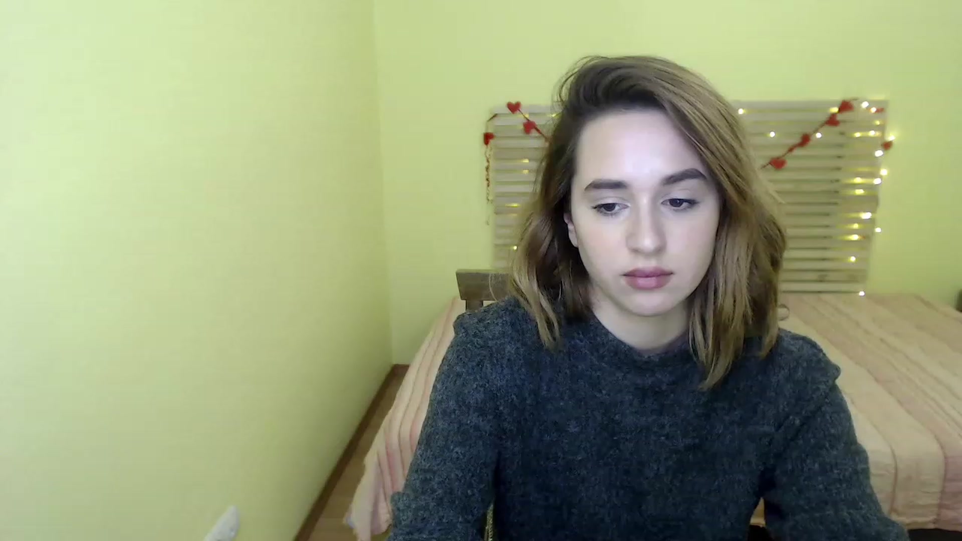 Gallery image thumbnail from Alisssa_Si's myfreecams stream on, 03/09/2023, 12:38 image 18 of 20