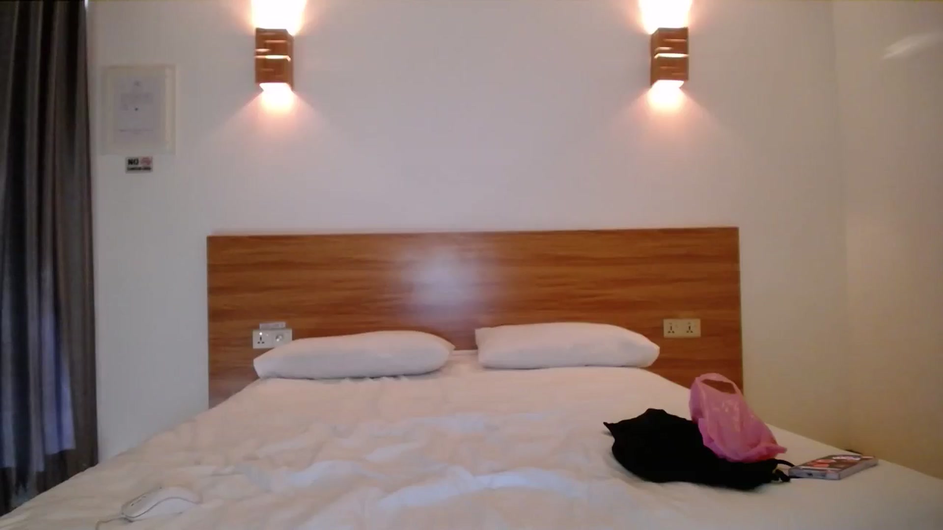 Gallery image thumbnail from AlissyaMay's myfreecams stream on, 06/28/2024, 02:36 image 11 of 20