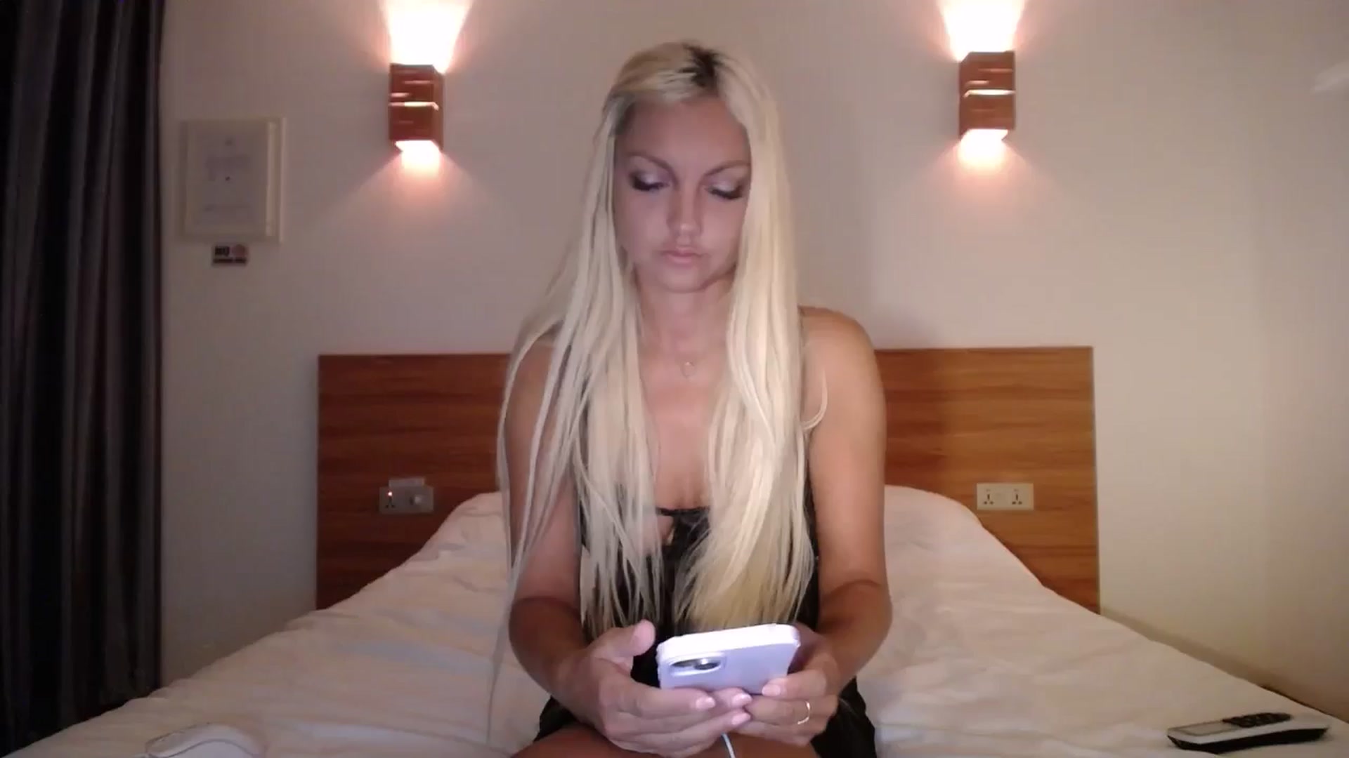 Gallery image thumbnail from AlissyaMay's myfreecams stream on, 07/02/2024, 13:42 image 16 of 20
