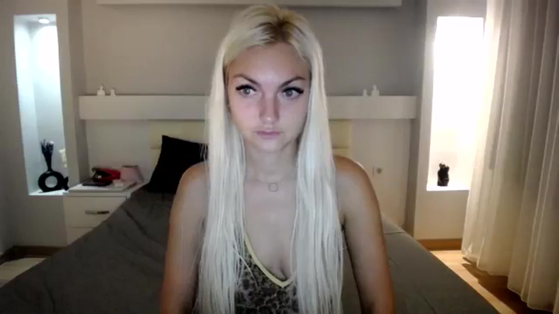 Gallery image thumbnail from AlissyaMay's myfreecams stream on, 08/09/2024, 13:34 image 20 of 20