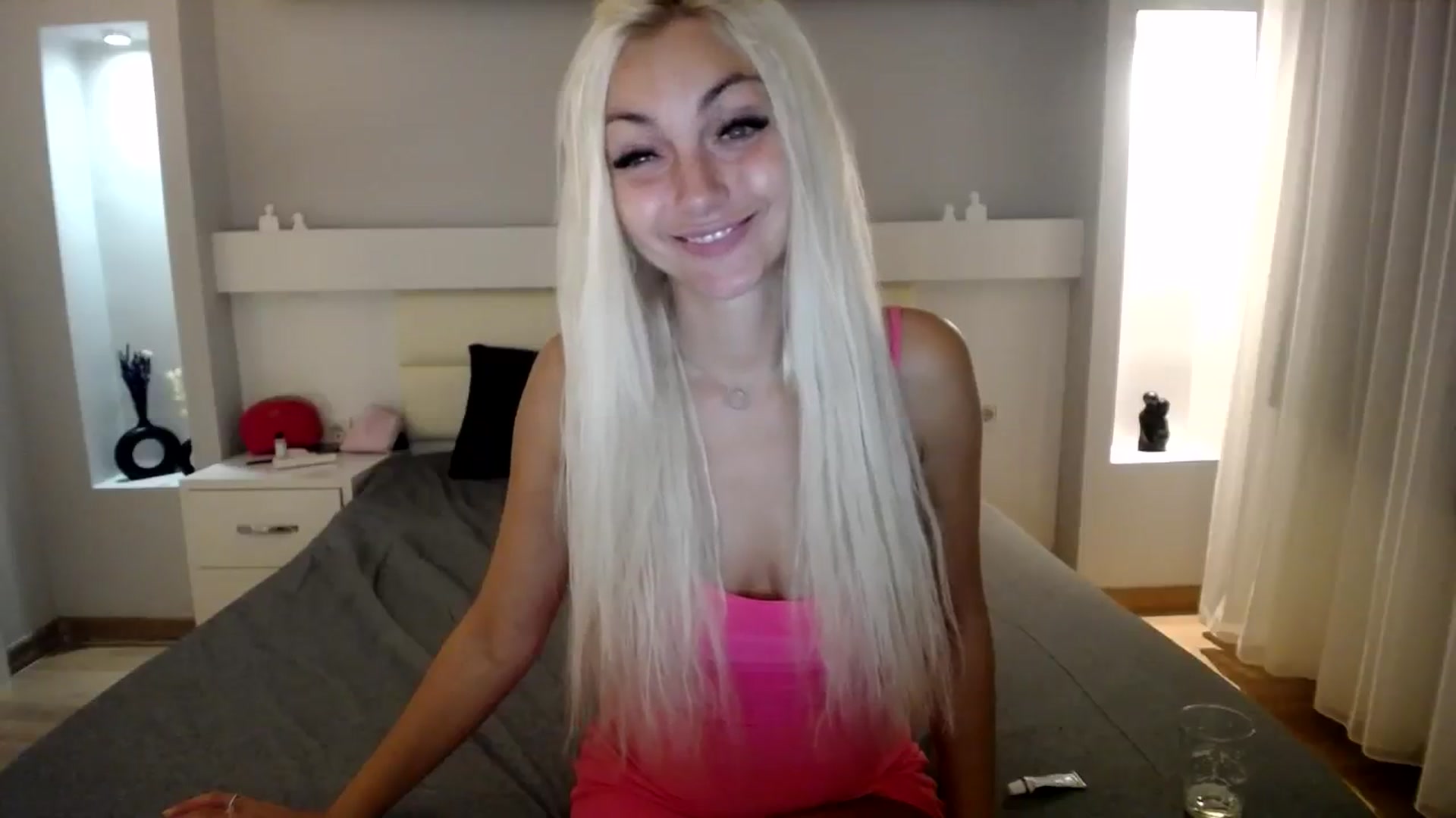Gallery image thumbnail from AlissyaMay's myfreecams stream on, 08/10/2024, 23:34 image 18 of 20
