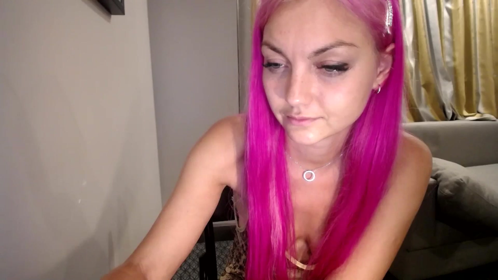 Gallery image thumbnail from AlissyaMay's myfreecams stream on, 08/17/2024, 23:56 image 3 of 20