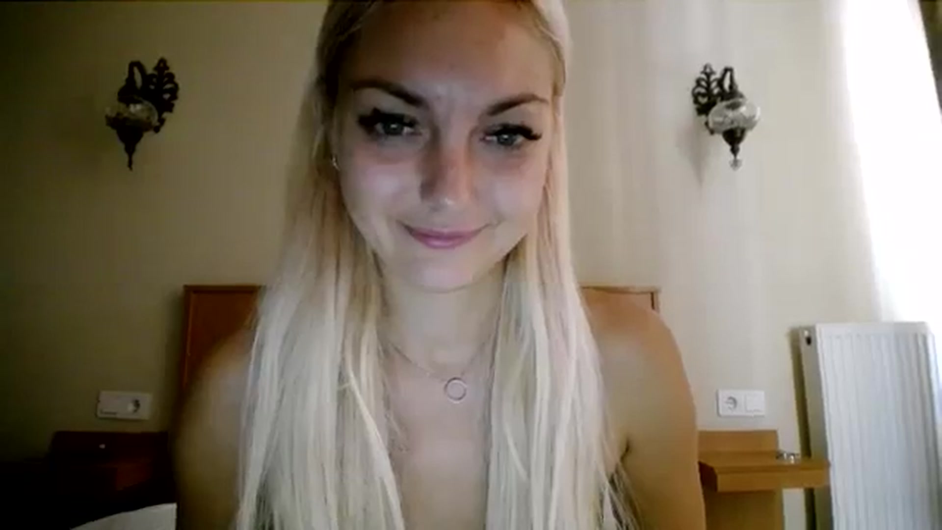 Gallery image thumbnail from AlissyaMay's myfreecams stream on, 08/24/2024, 11:41 image 7 of 20