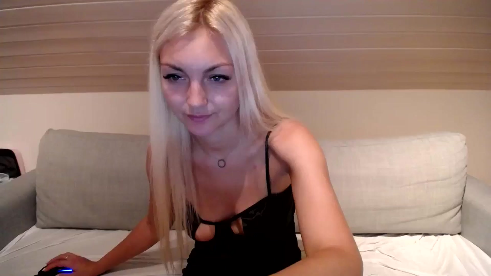 Gallery image thumbnail from AlissyaMay's myfreecams stream on, 09/03/2024, 18:39 image 14 of 20