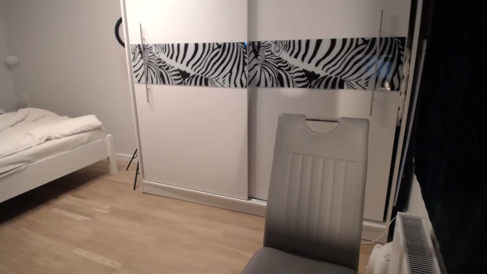 Gallery image thumbnail from AlissyaMay's myfreecams stream on, 09/21/2024, 21:45 image 20 of 20