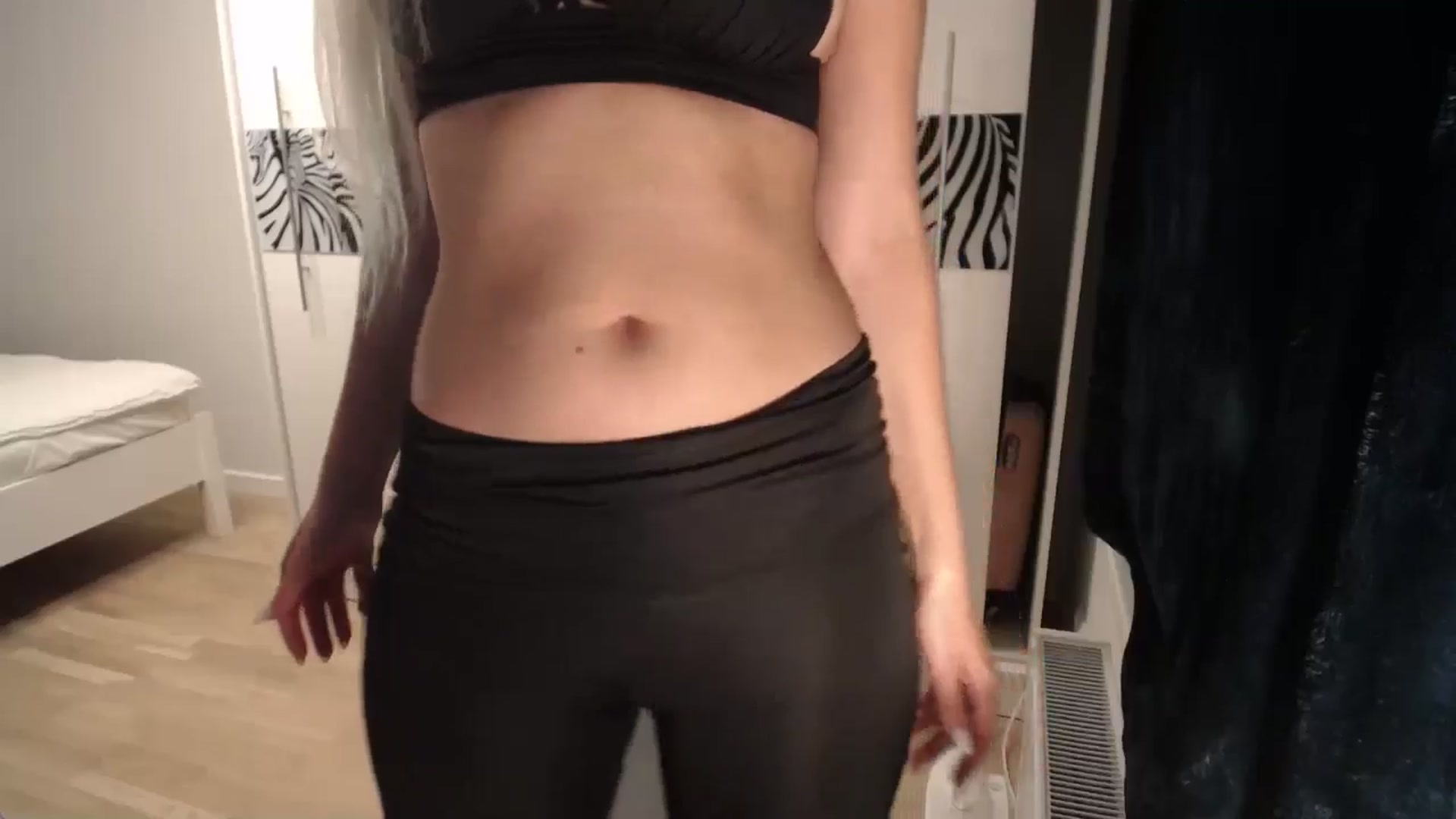 Gallery image thumbnail from AlissyaMay's myfreecams stream on, 09/27/2024, 17:52 image 20 of 20