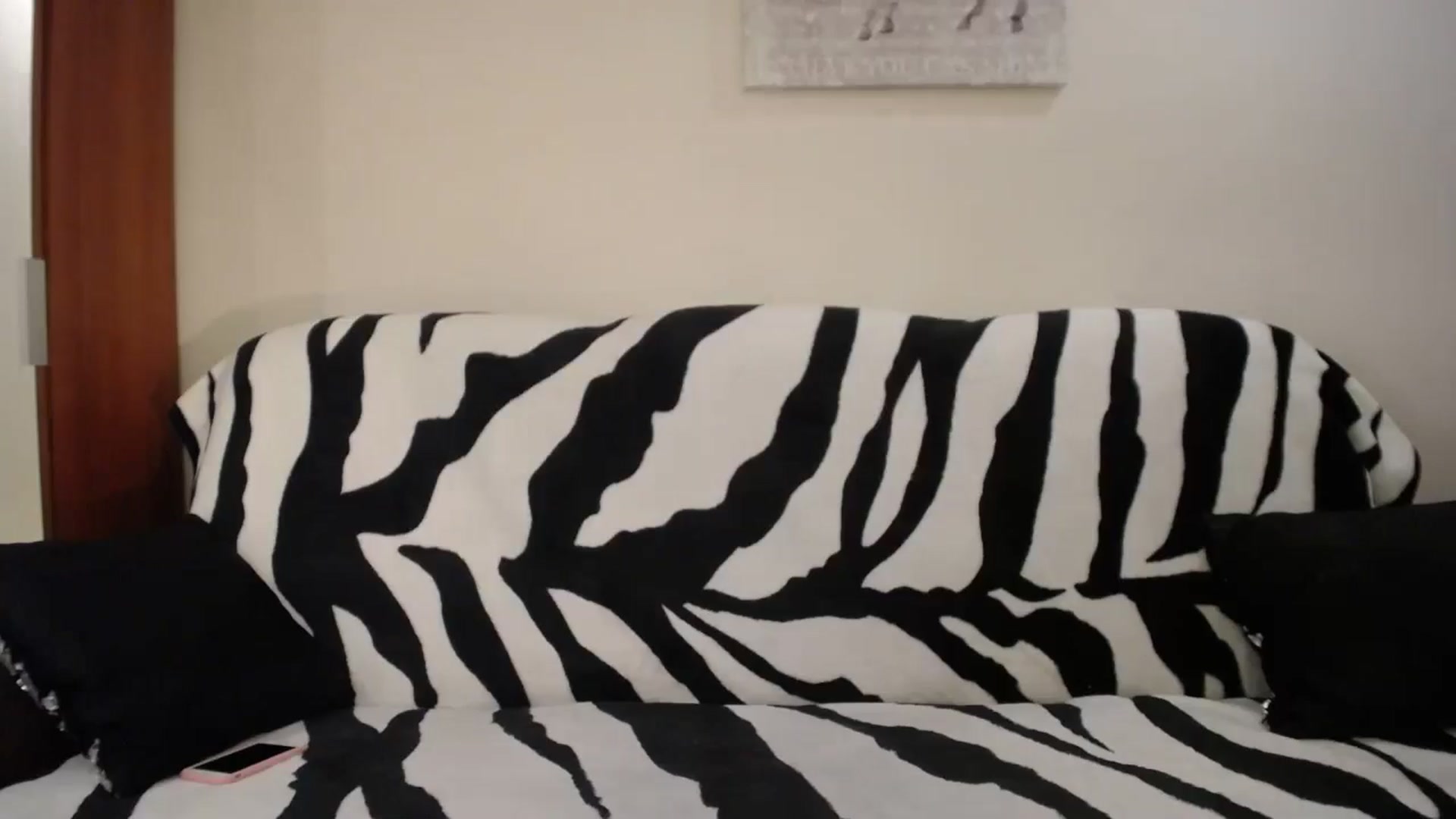 Gallery image thumbnail from AlissyaMay's myfreecams stream on, 10/21/2024, 20:25 image 2 of 20