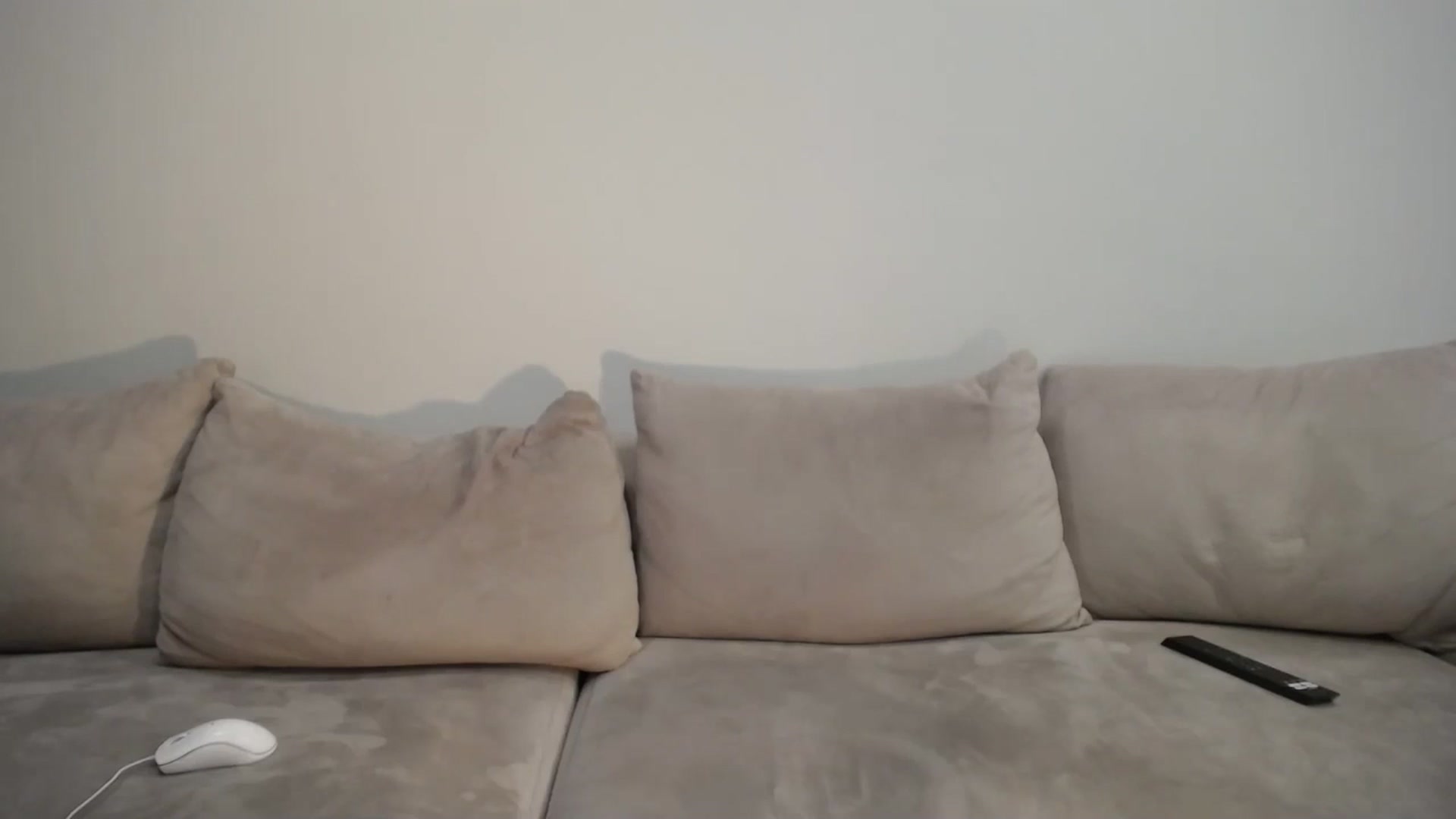 Gallery image thumbnail from AlissyaMay's myfreecams stream on, 12/01/2024, 13:16 image 16 of 20