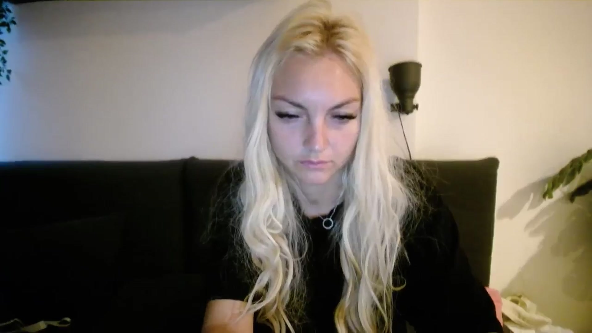 Gallery image thumbnail from AlissyaMay's myfreecams stream on, 01/06/2025, 07:59 image 13 of 20