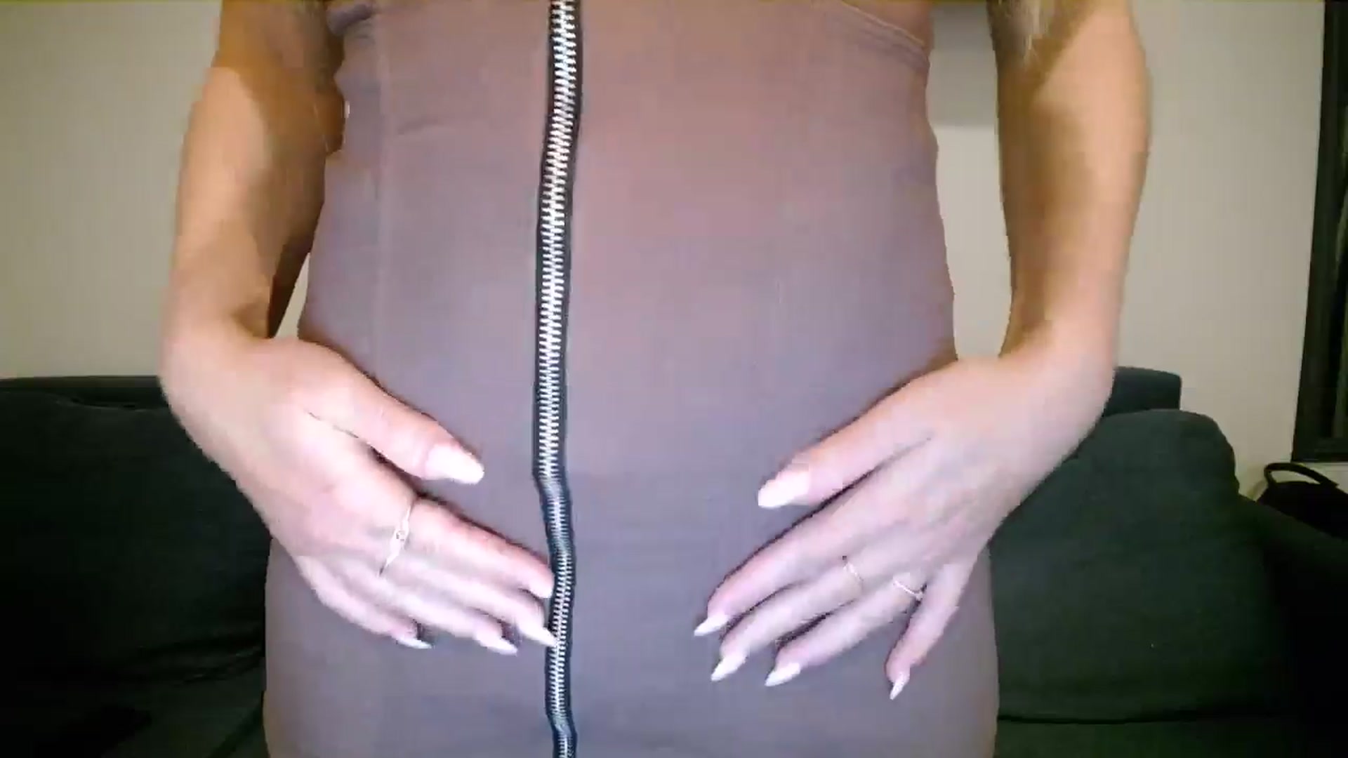Gallery image thumbnail from AlissyaMay's myfreecams stream on, 02/03/2025, 11:09 image 10 of 20