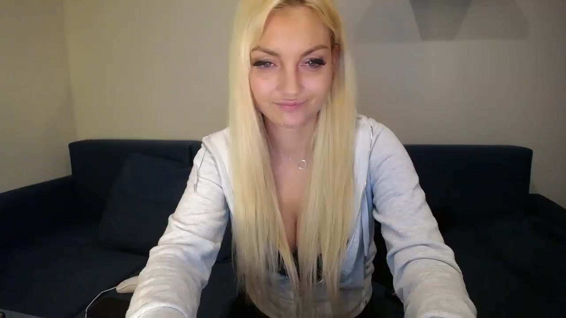 Gallery image thumbnail from AlissyaMay's myfreecams stream on, 02/18/2025, 17:44 image 6 of 20
