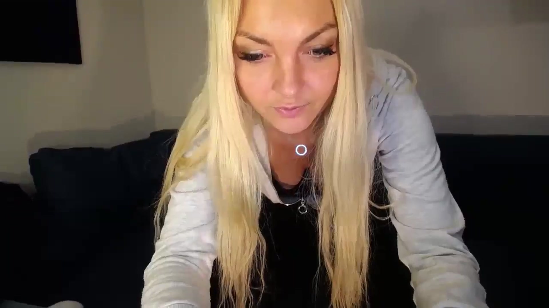 Gallery image thumbnail from AlissyaMay's myfreecams stream on, 02/23/2025, 08:37 image 18 of 20